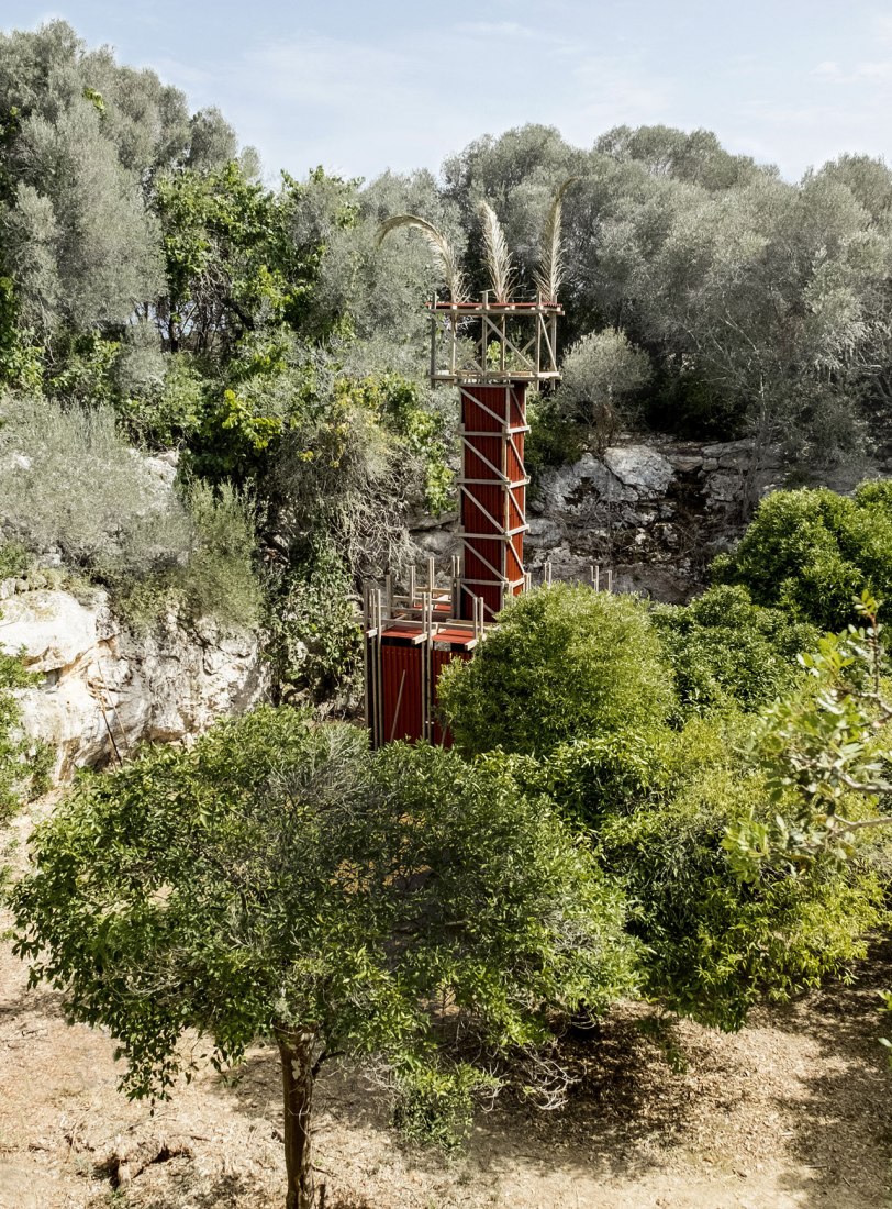 Vista exterior. Pozo Podenco por Gartnerfuglen Arkitekter + Mariana de Delás. Cortesía de los arquitectos