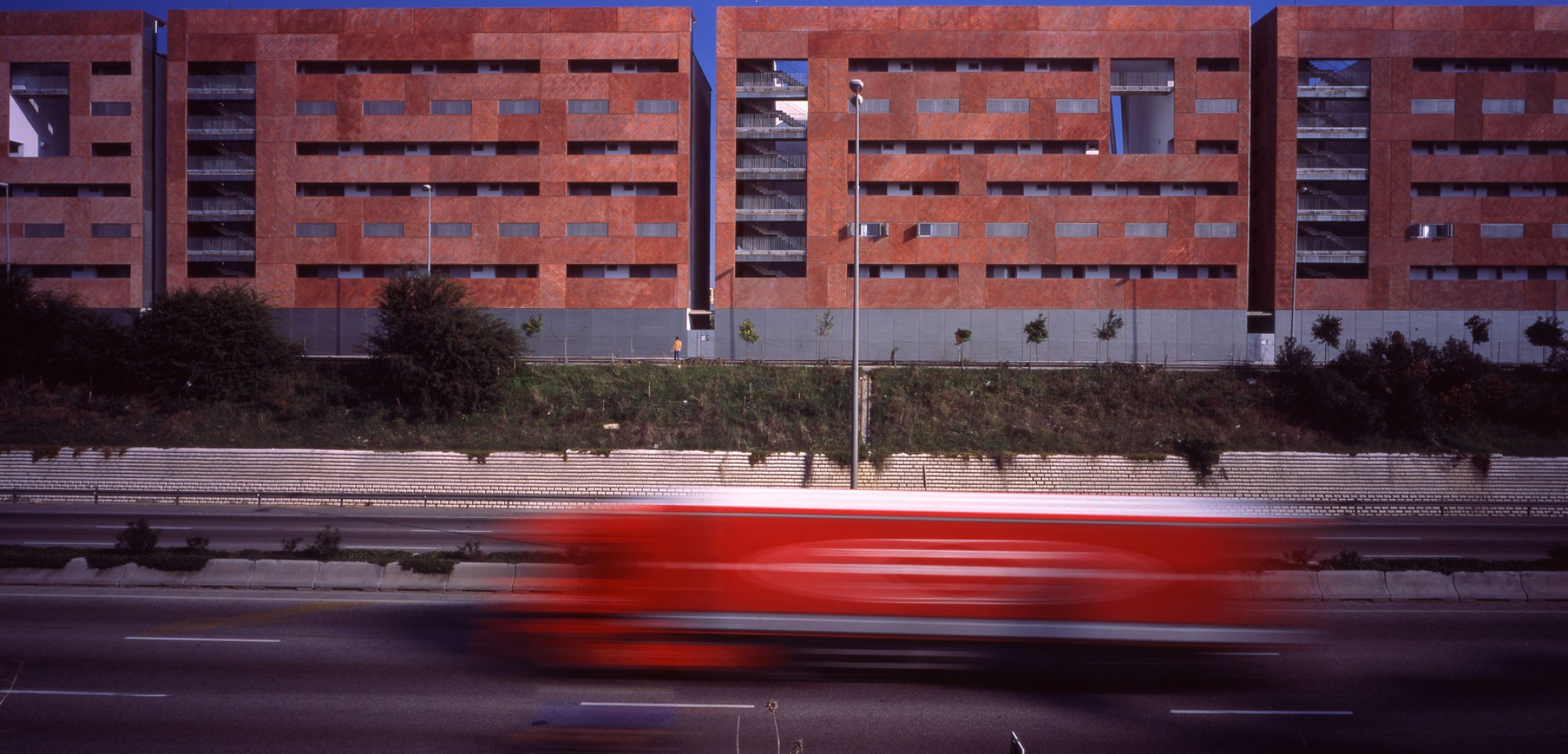 Proyecto de la participación en el concurso Europan en el 95’, Sevilla. Imagen cortesía de Itinerant Office. Fotografía Luis Asin.