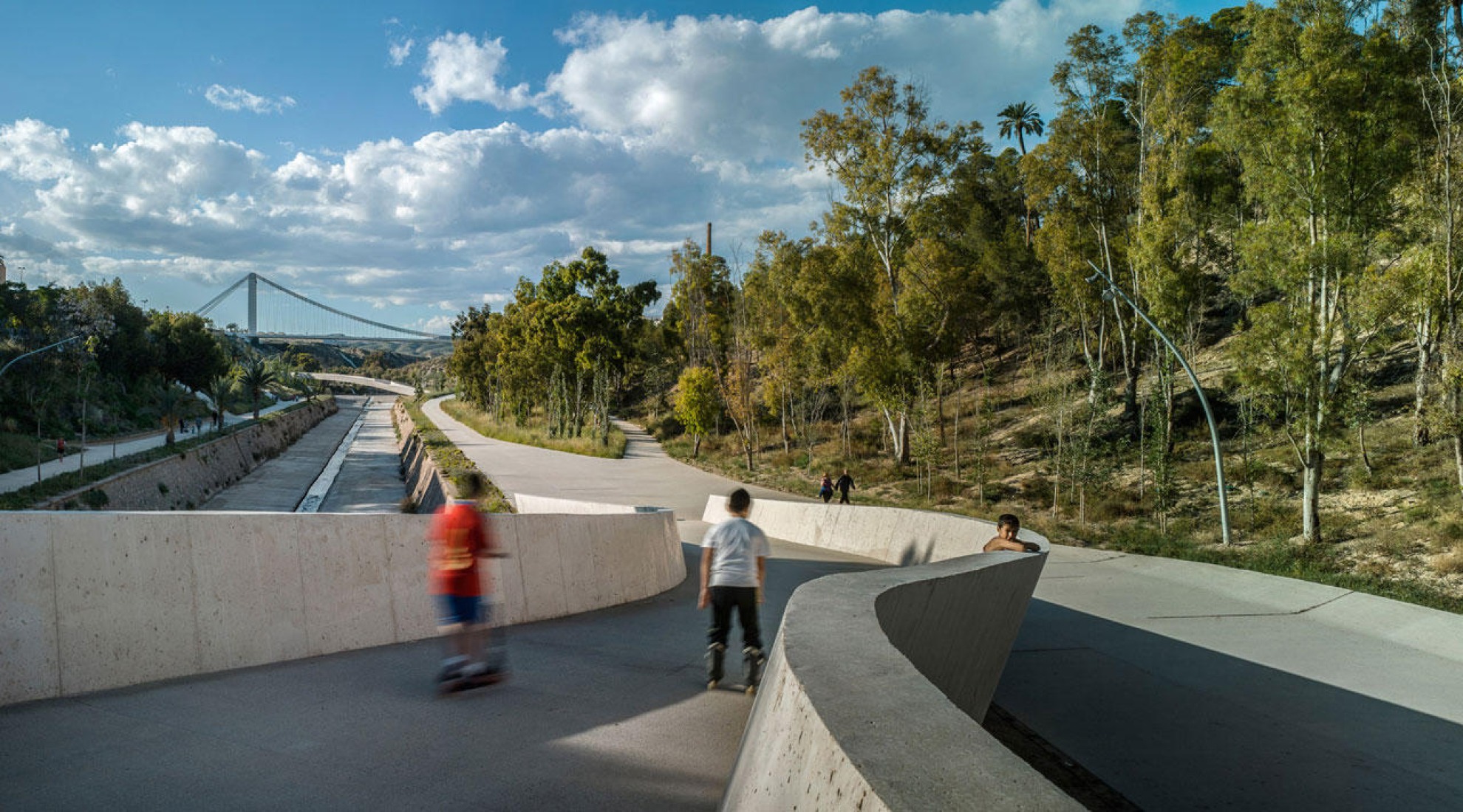 Premio 2014 Ex-Aequo. Elche "El valle trenzado" por Grupo Aranea. Imagen cortesía de CCCB.