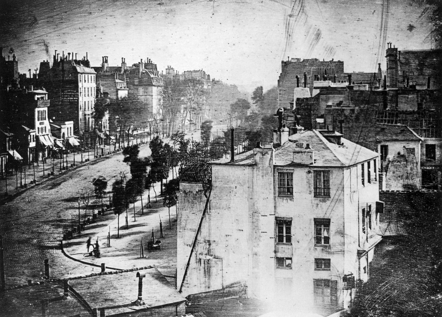 El Boulevard du Temple de París (1839). Foto de Louis-Jacques-Mandé Daguerre.