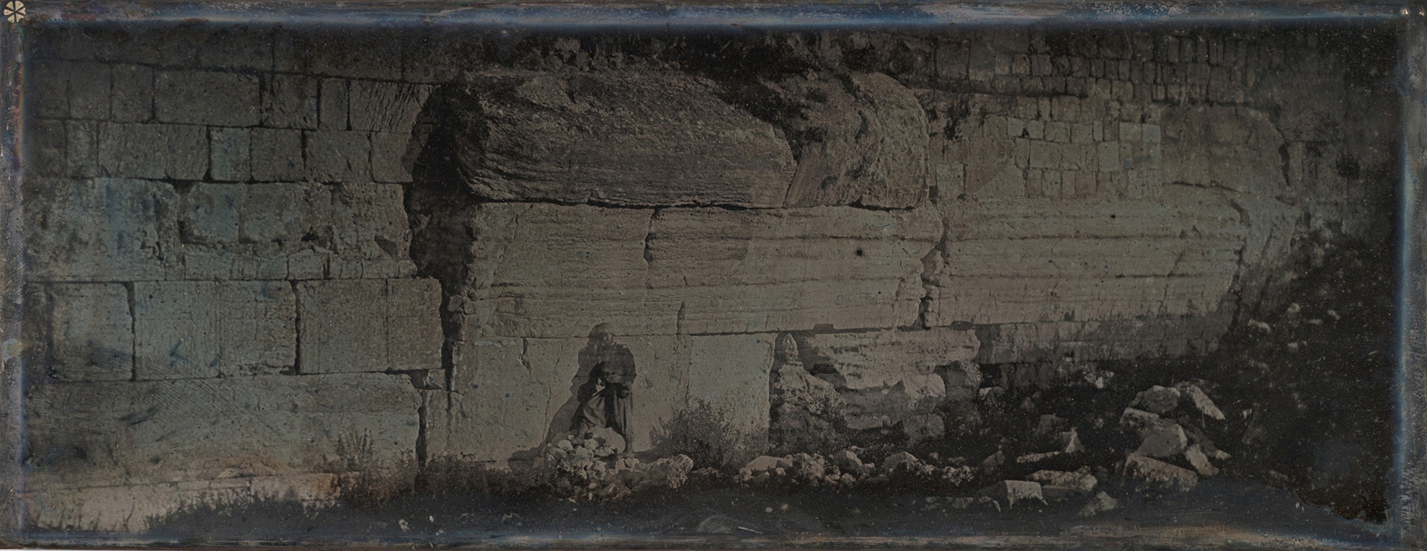 Arco de Robinson, Jerusalén, 1842–44. Foto de Joseph-Philibert Girault de Prangey.