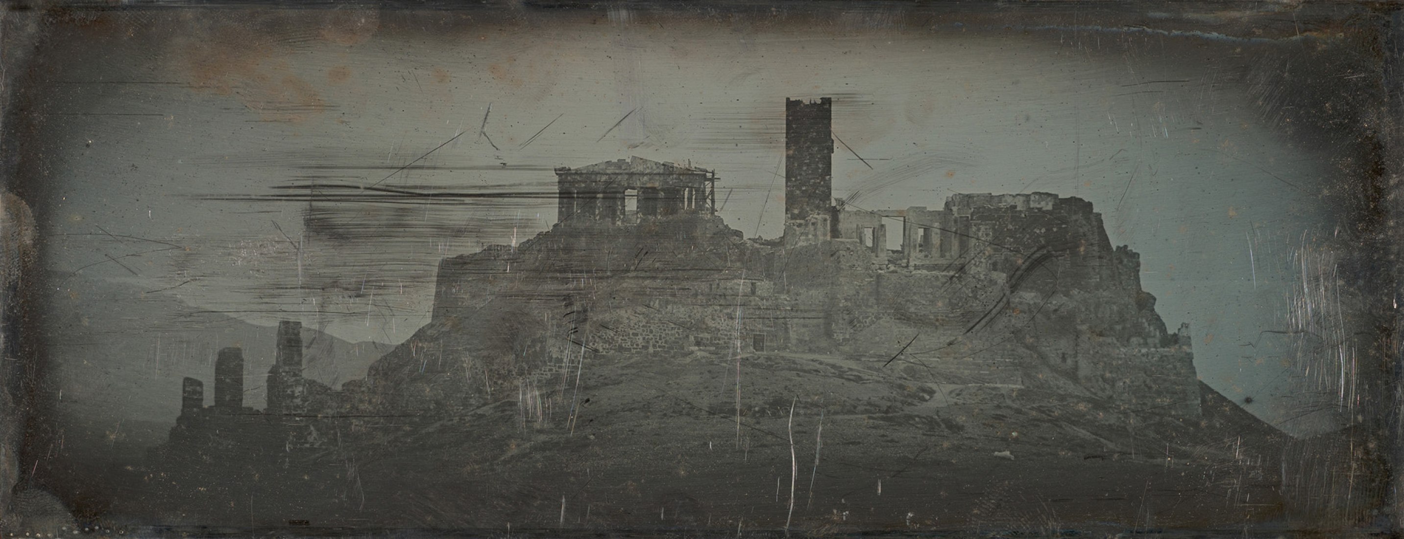Enfoque occidental de la Acrópolis, Atenas, 1842. Foto de Joseph-Philibert Girault de Prangey.