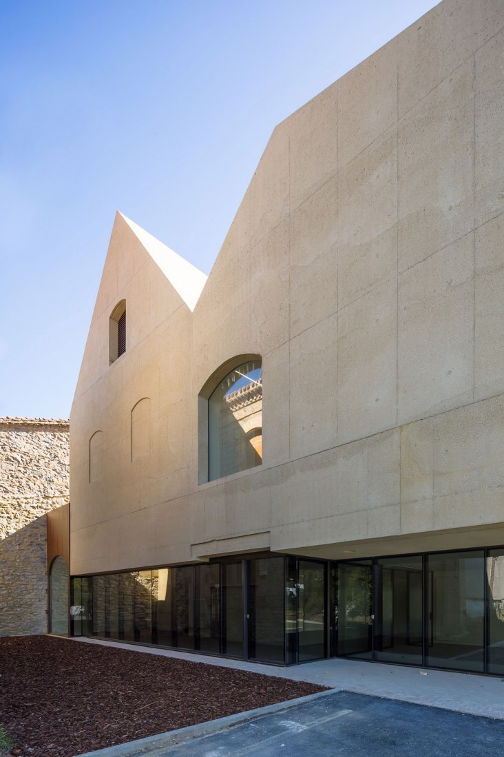 Vista exterior detalle. Centro Psiquiátrico - Rehabilitación y ampliación por Vaillo+Irigaray Architects, Galar, Vélaz. Fotografía © Rubén P. Bescós 