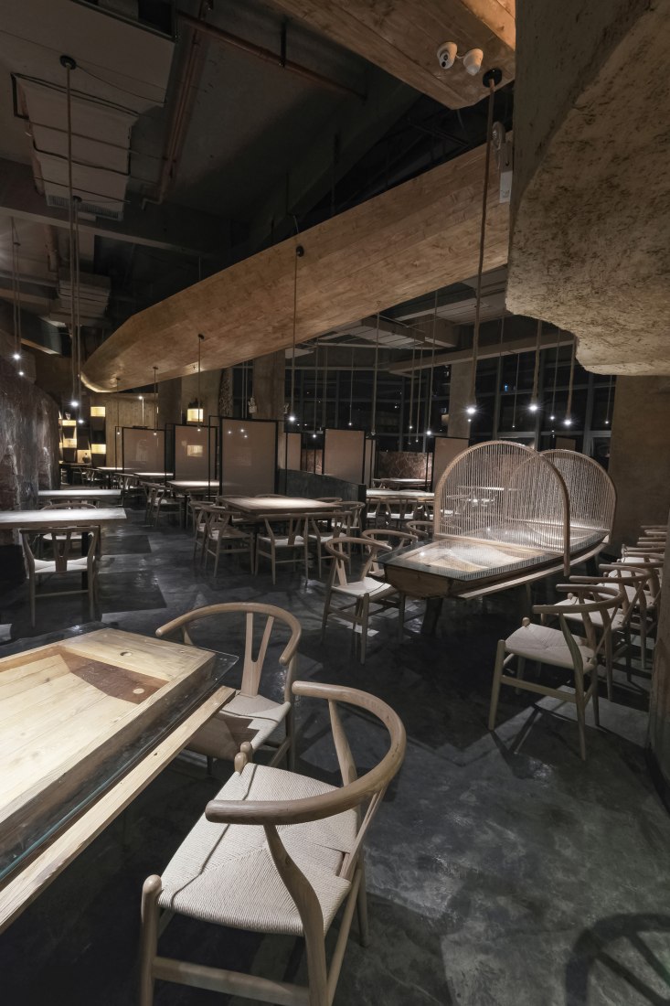 Pu Zao Restaurant by Xu Xu-Jun. Photograph © Xu Xu-Jun