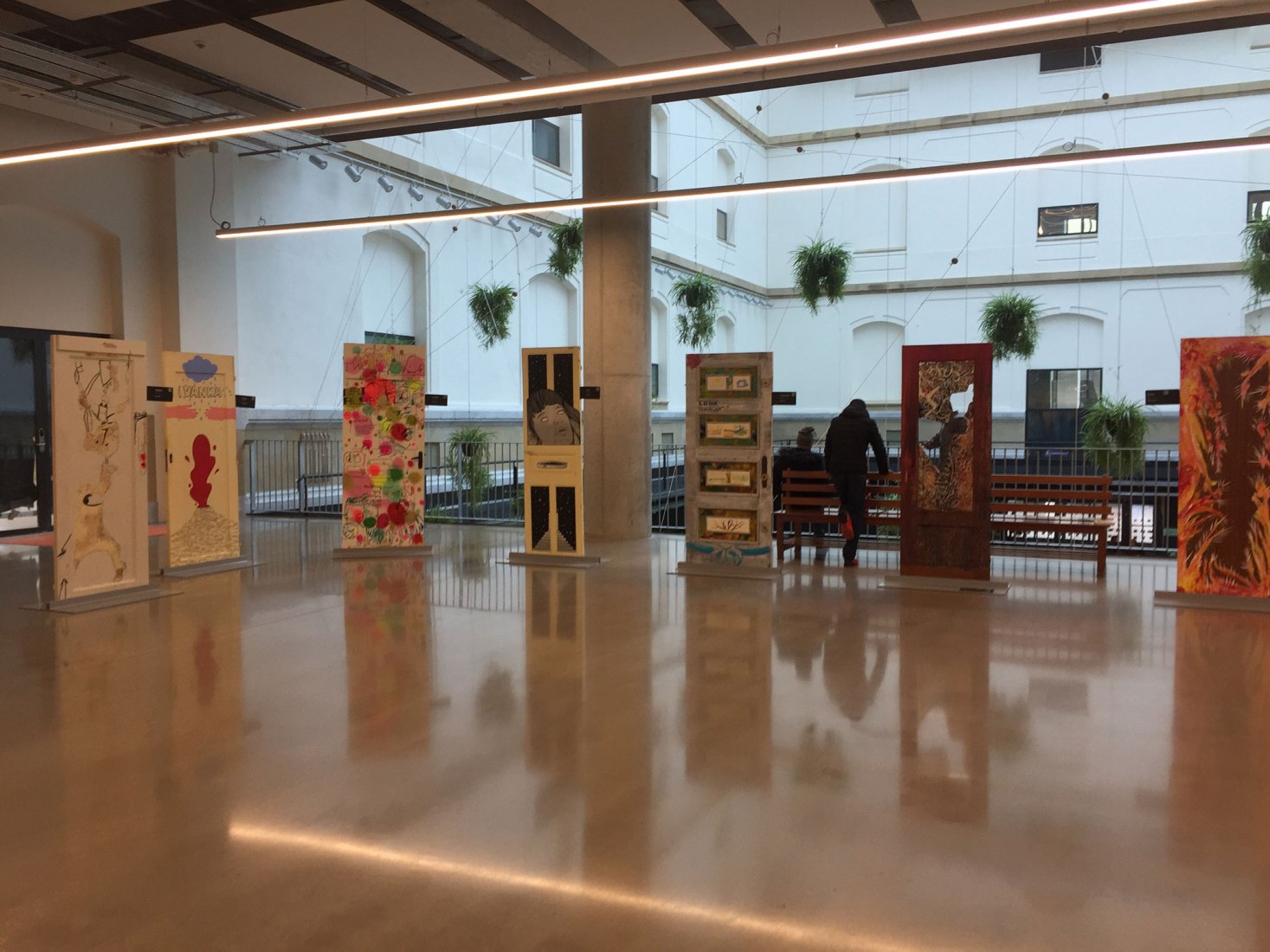 Vista de la exposición en el Centro de Cultura Contemporánea Tabakalera.
