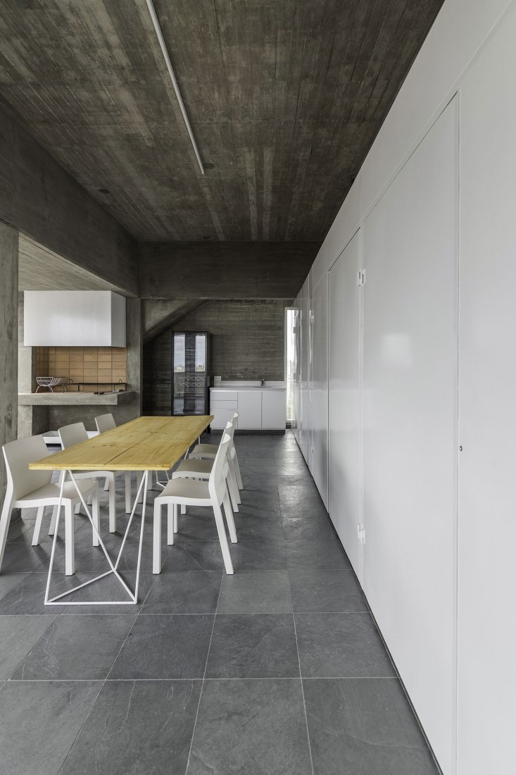 Pueyrredón 1101 in Rosario, Santa Fe, by Pablo Gagliardo. Photograph © Ramiro Sosa