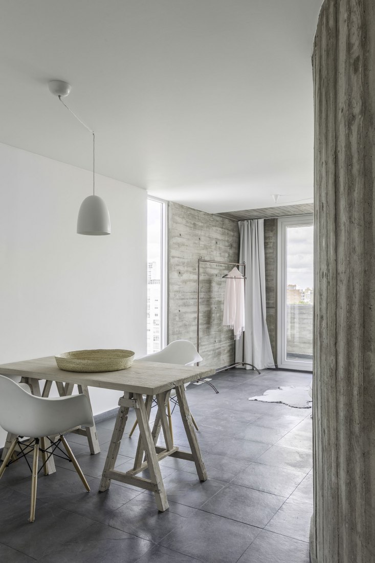 Pueyrredón 1101 in Rosario, Santa Fe, by Pablo Gagliardo. Photograph © Ramiro Sosa