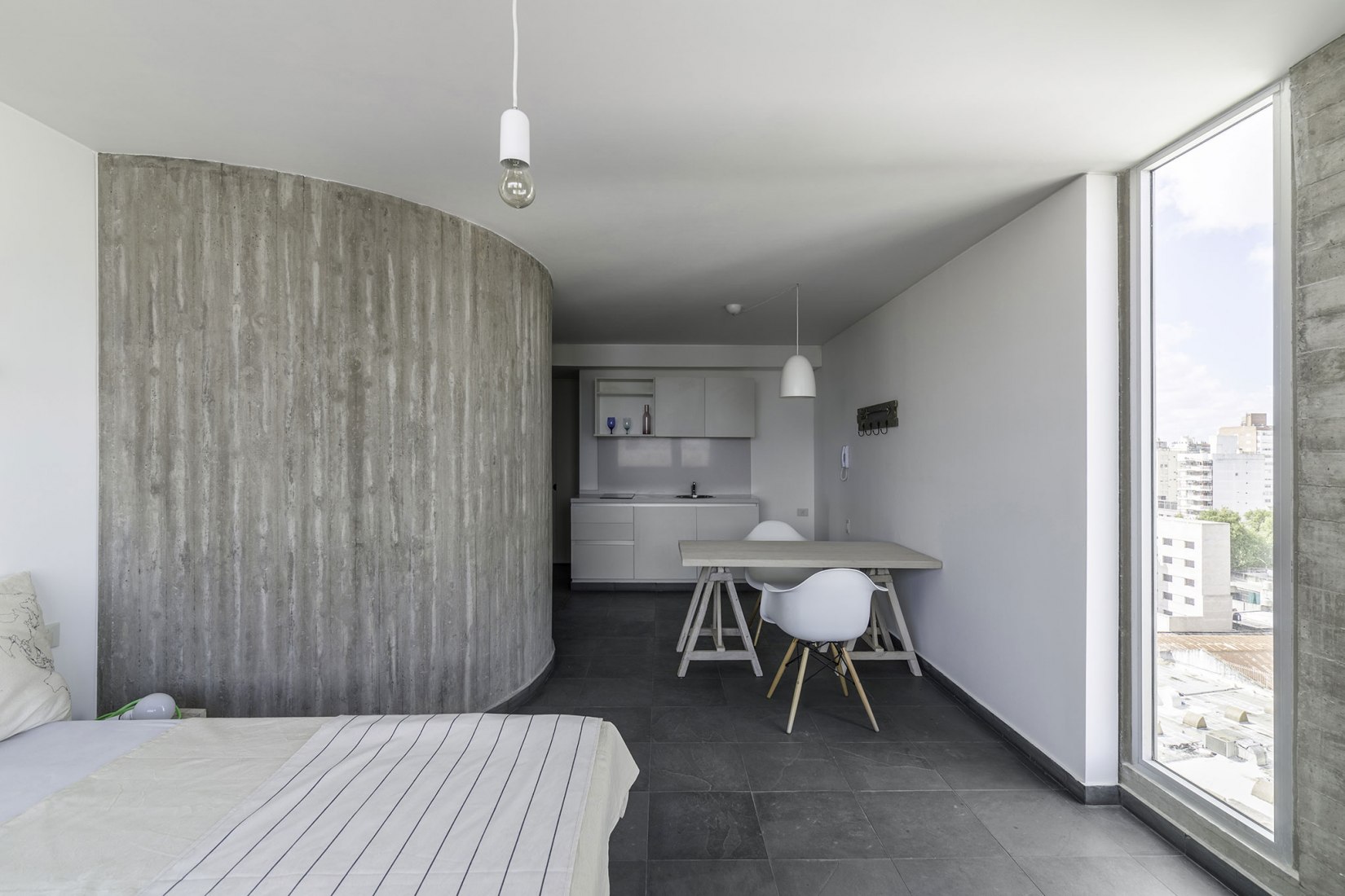 Pueyrredón 1101 in Rosario, Santa Fe, by Pablo Gagliardo. Photograph © Ramiro Sosa