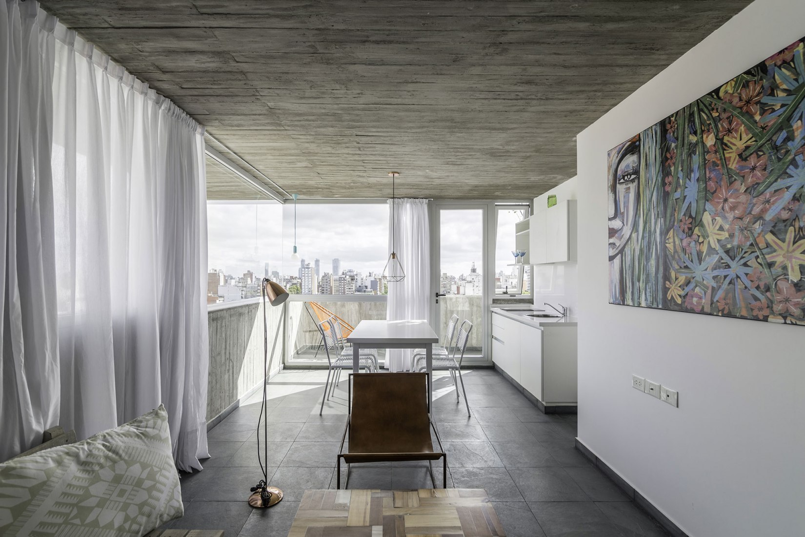 Pueyrredón 1101 in Rosario, Santa Fe, by Pablo Gagliardo. Photograph © Ramiro Sosa