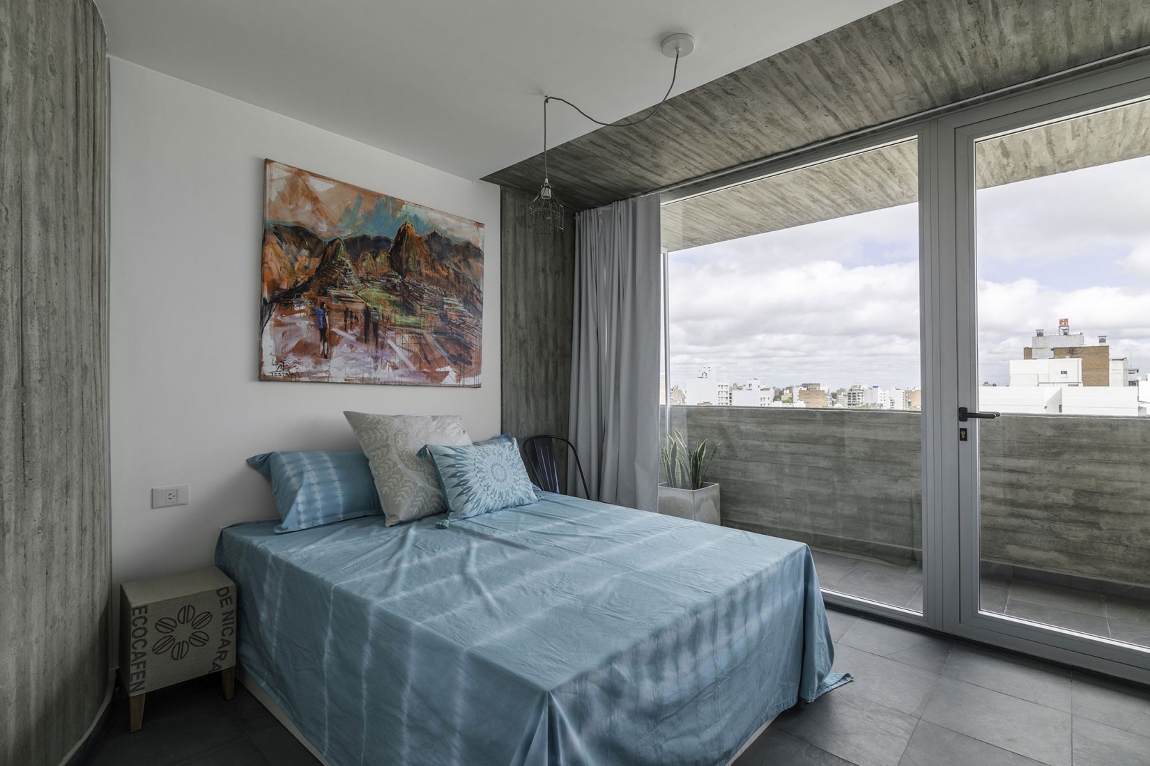 Pueyrredón 1101 in Rosario, Santa Fe, by Pablo Gagliardo. Photograph © Ramiro Sosa