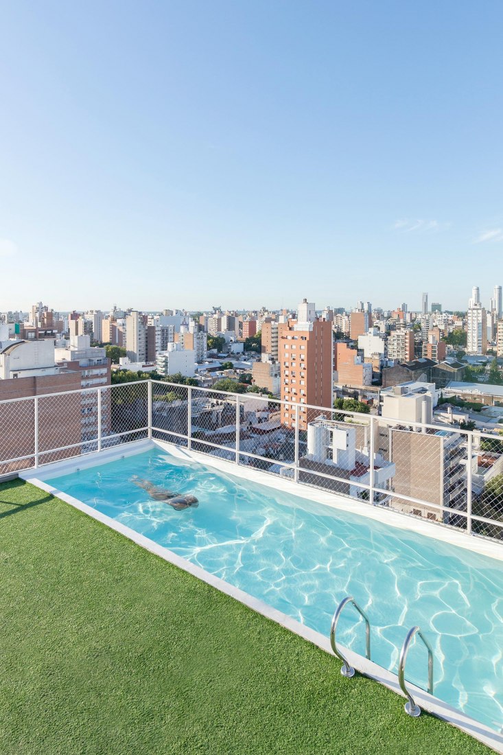 Pueyrredón 1101 in Rosario, Santa Fe, by Pablo Gagliardo. Photograph © Ramiro Sosa
