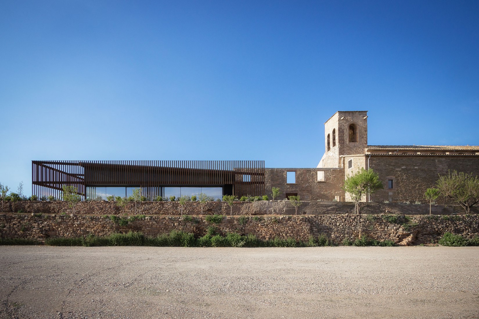 Rectoría de Godmar por Puig · Mir. Fotografía por Carles Puig.