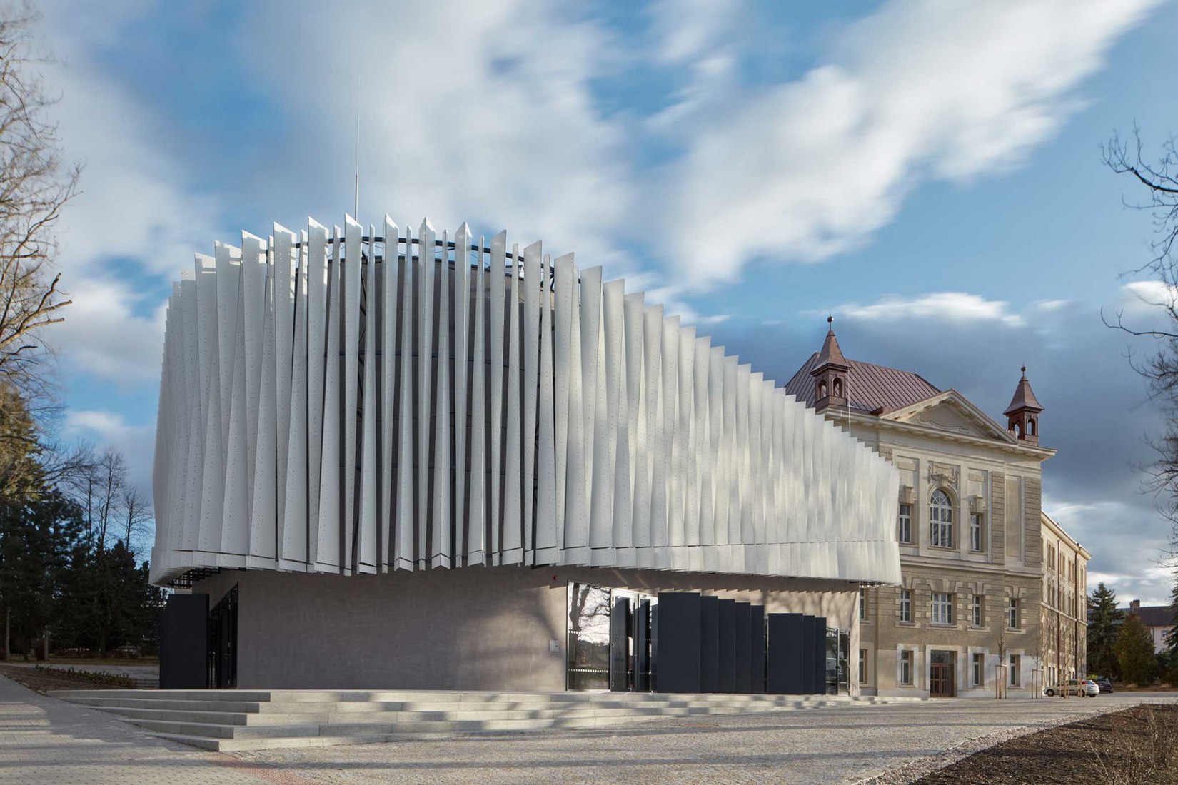 New lecture center VŠPJ by Qarta architektura. Photograph by BoysPlayNice