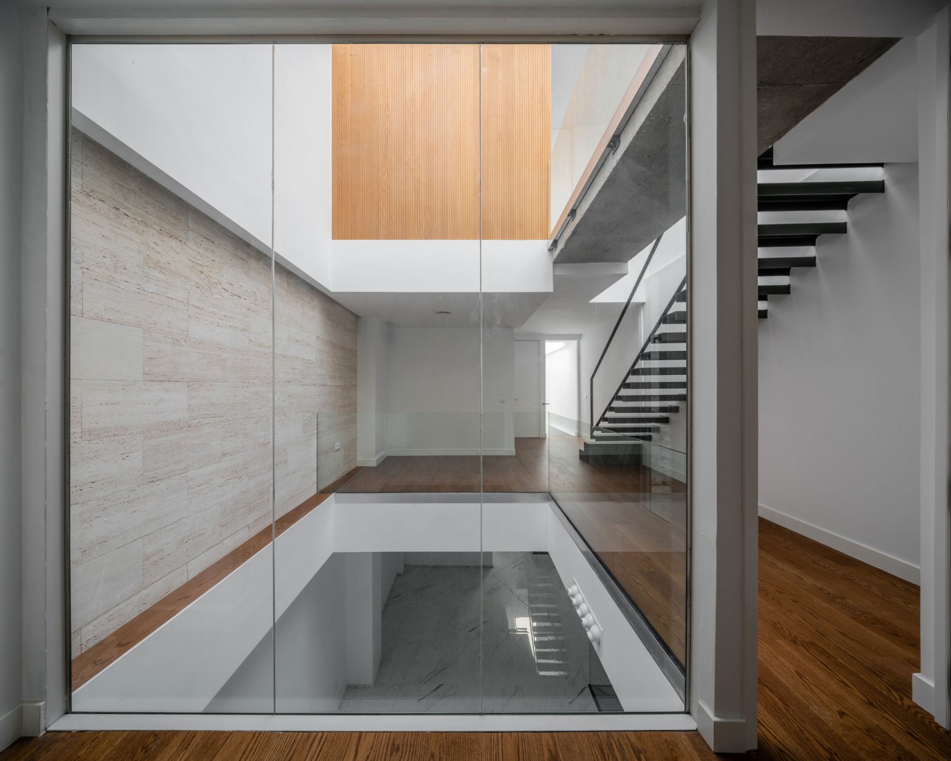 C79 por QUEIRO Arquitectura. Fotografía por Javier Orive.