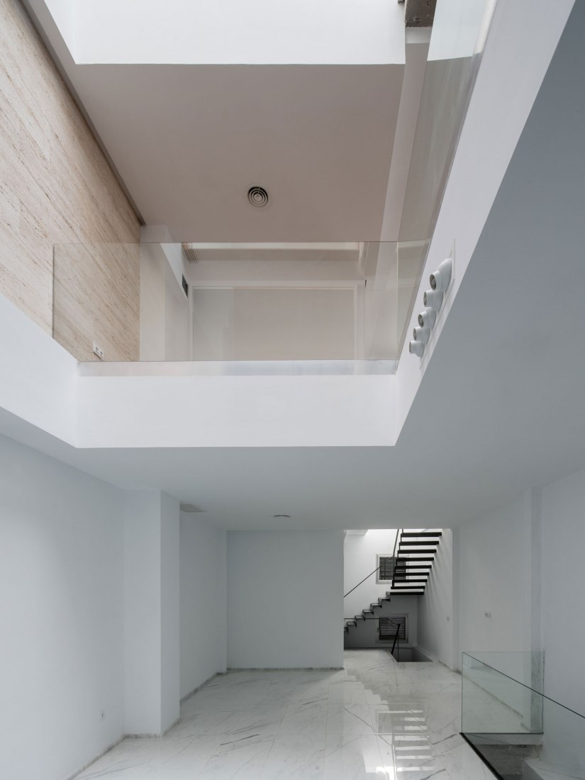 C79 por QUEIRO Arquitectura. Fotografía por Javier Orive.