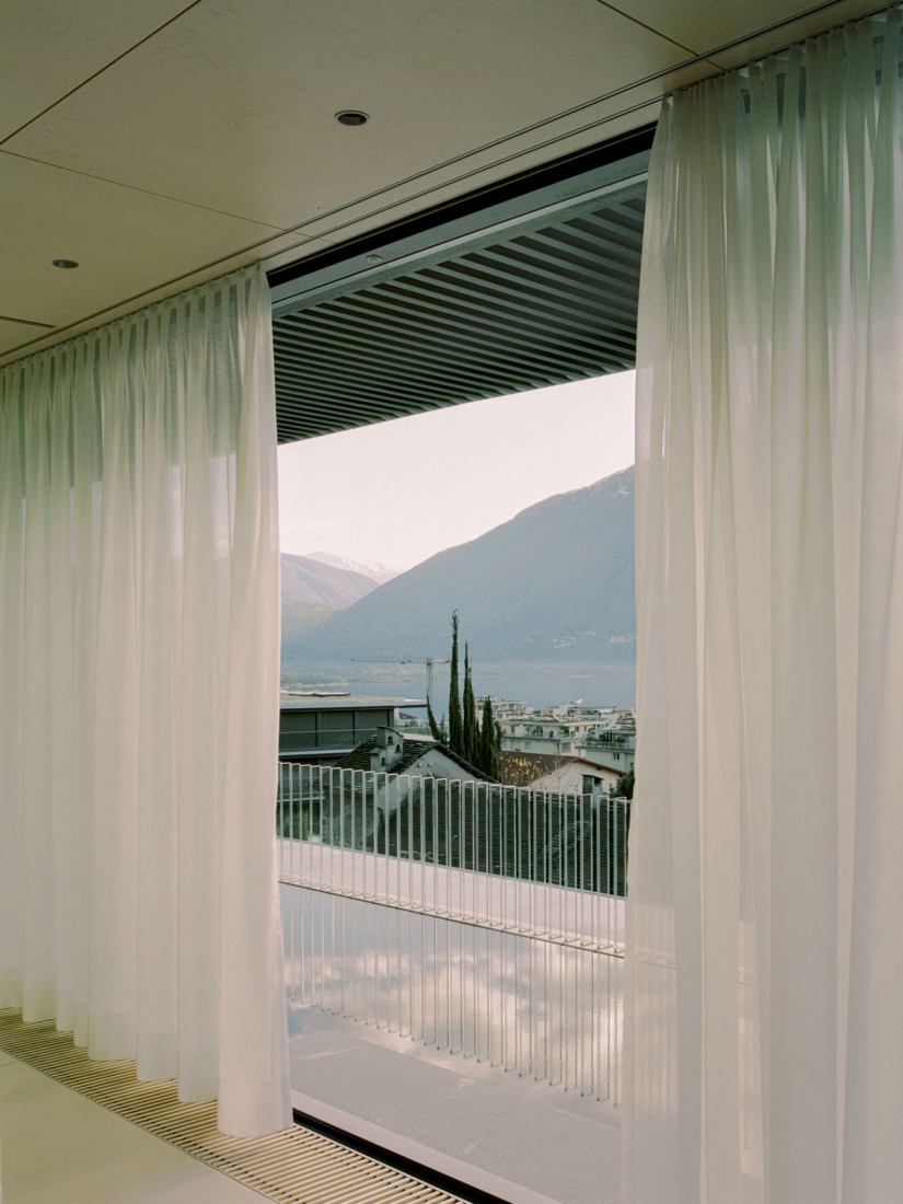 Levantando en Minusio por Raffaele Cammarata Architetto. Fotografía por Simone Bossi.