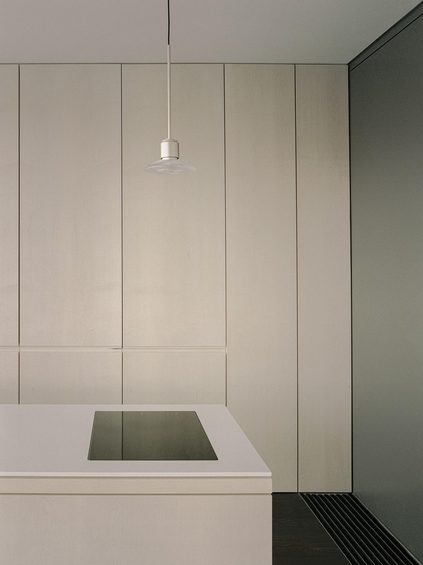 Holiday residence renovation in Lugano Lake by Raffaele Cammarata architect. Photograph by Simone Bossi