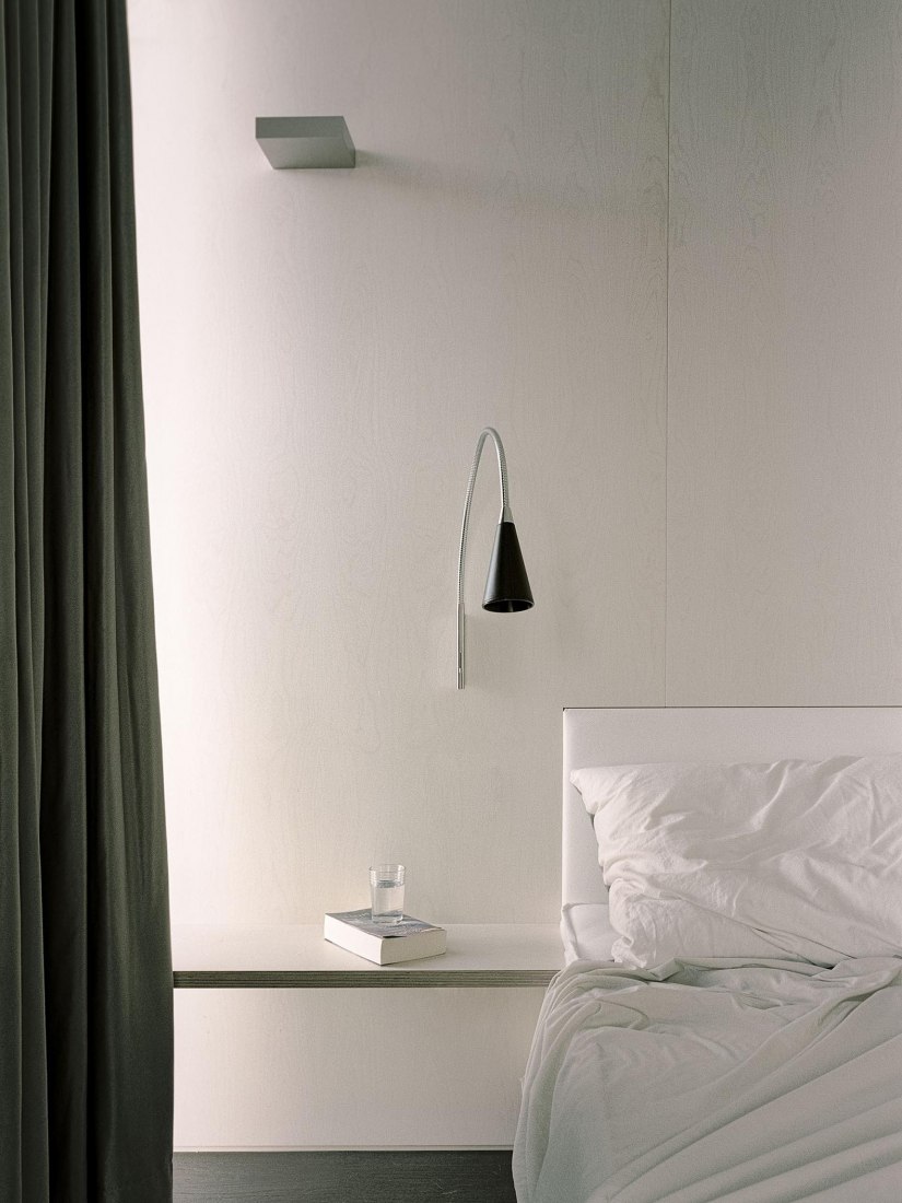 Holiday residence renovation in Lugano Lake by Raffaele Cammarata architect. Photograph by Simone Bossi