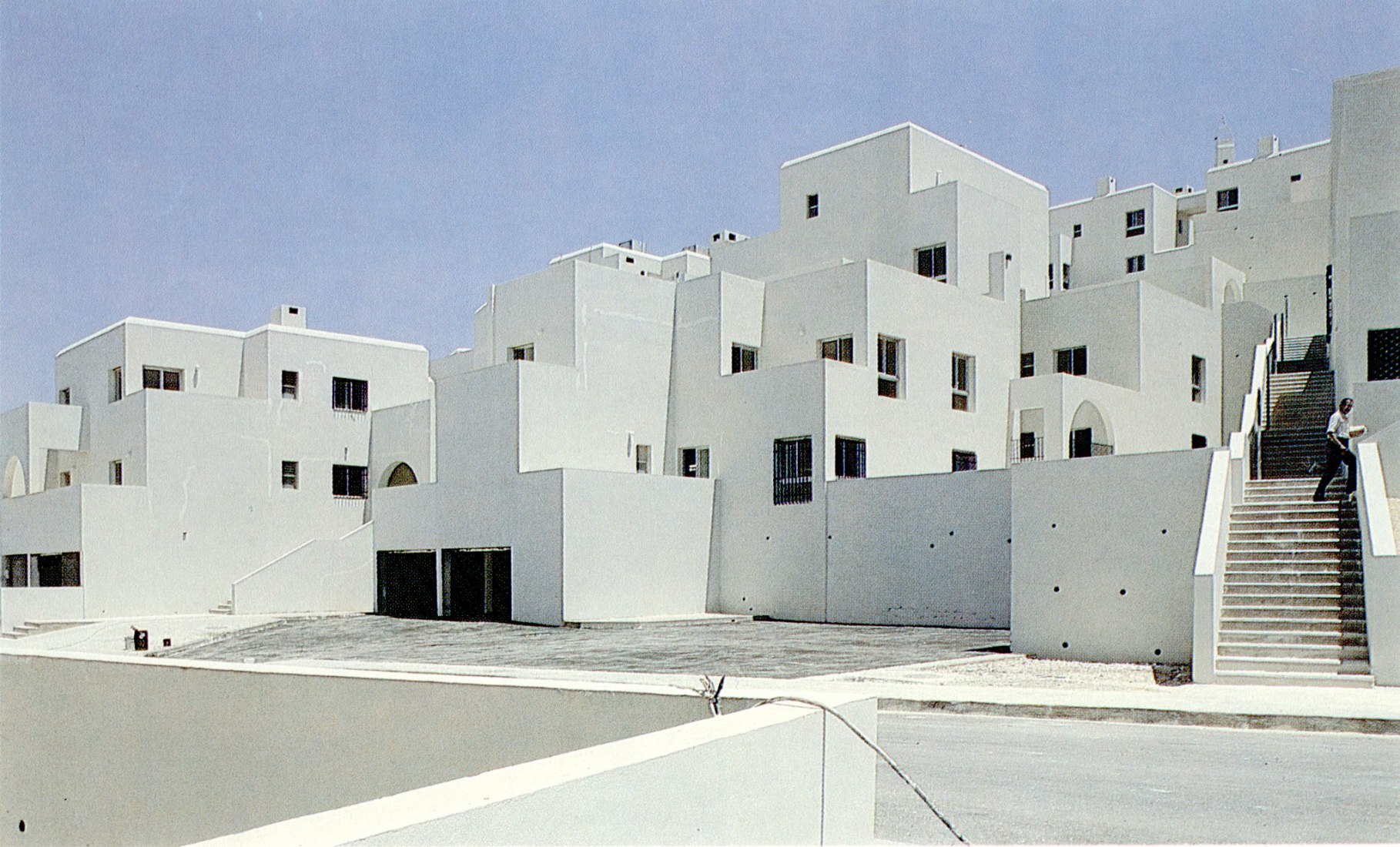 Cement Factory Employee Housing Project, 1973-1982, West Amman, Jordan. Photograph courtesy of Tamayouz Excellence Award.