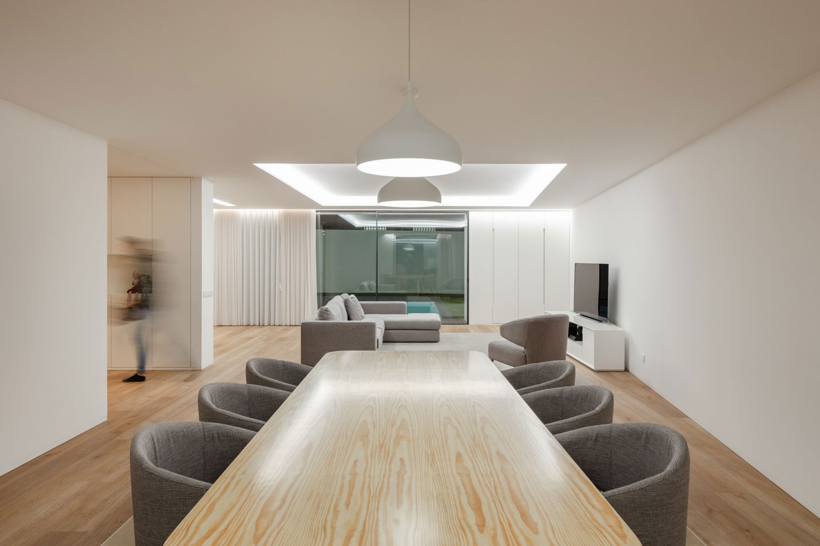 Senhora da Hora House por Raulino Silva. Fotografía por João Morgado