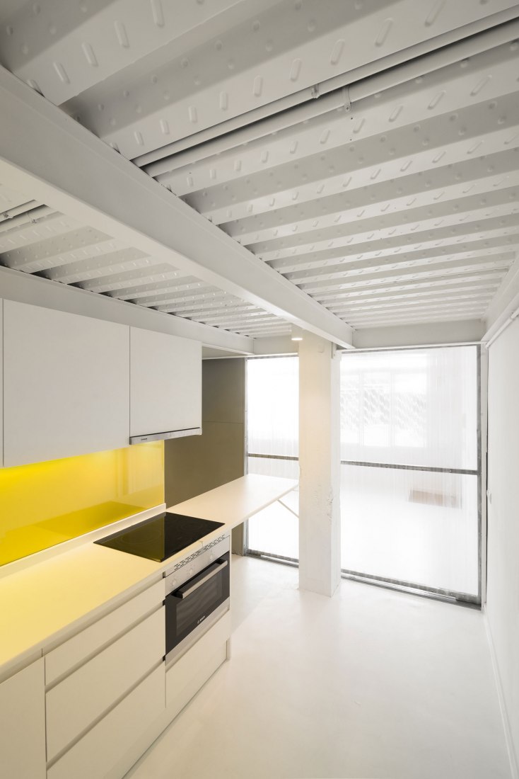 MULTIPLYING ARCHITECTURES (II). Loft Renovation by Idearch. Courtesy of the architects