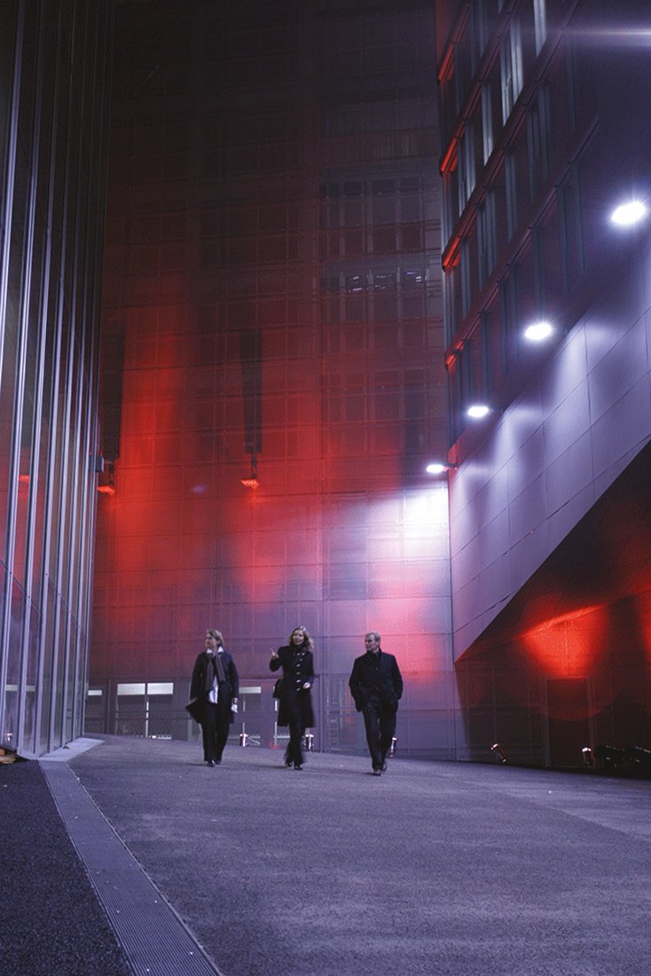 Embassy of the Netherlands in Berlin by OMA. Photograph by Phill Meedz