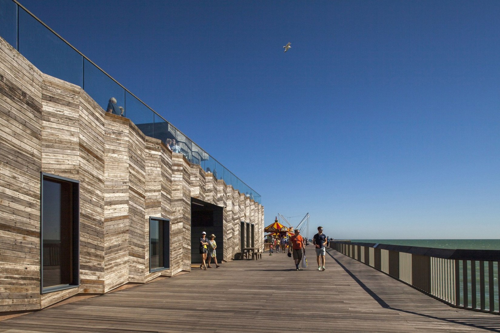 Muelle Hastings por dRMM Architects gana el Premio Stirling 2017 del ...