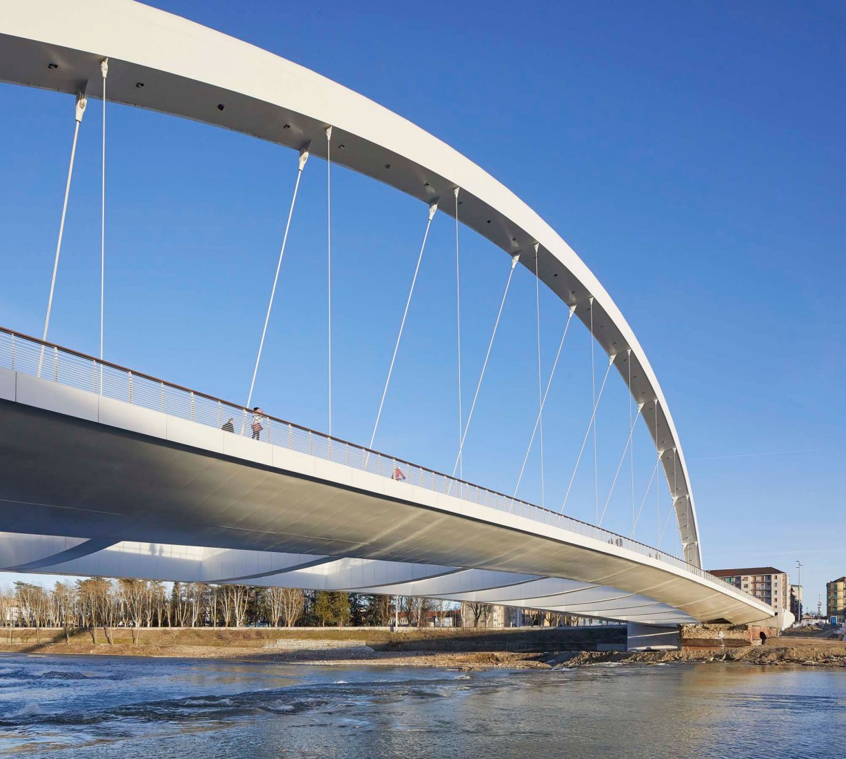 Cittadella Bridge by Richard Meier & Partners. Photograph © Hufton+Crow