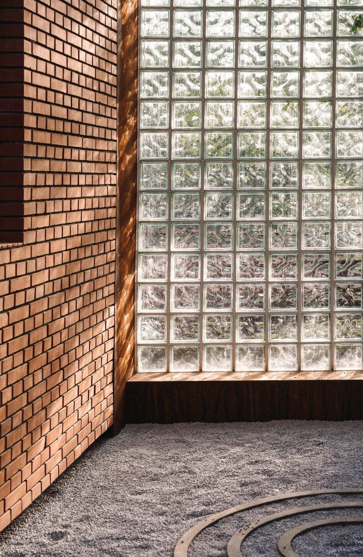 Liva Riverside Book Bar by Lacime Architects. Photograph by Qianxi Zhang.
