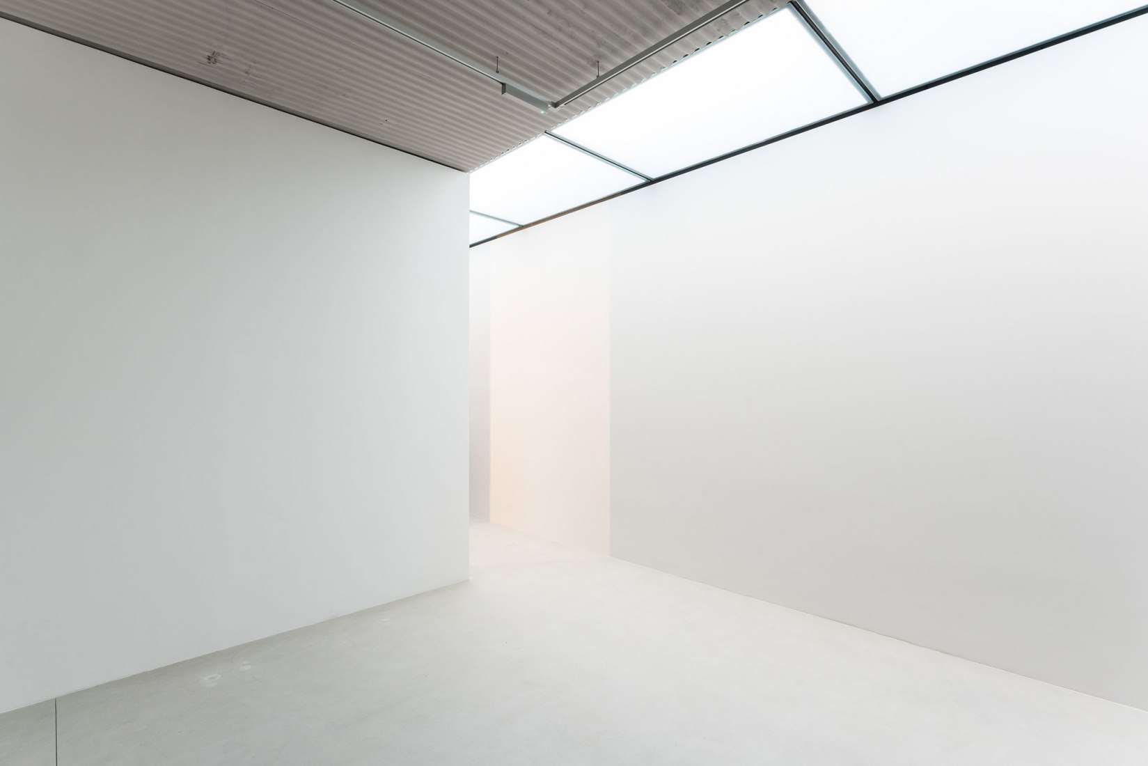 Extension of the Xavier Hufkens headquarters by Robbrecht en Daem. Photograph by HV-studio.