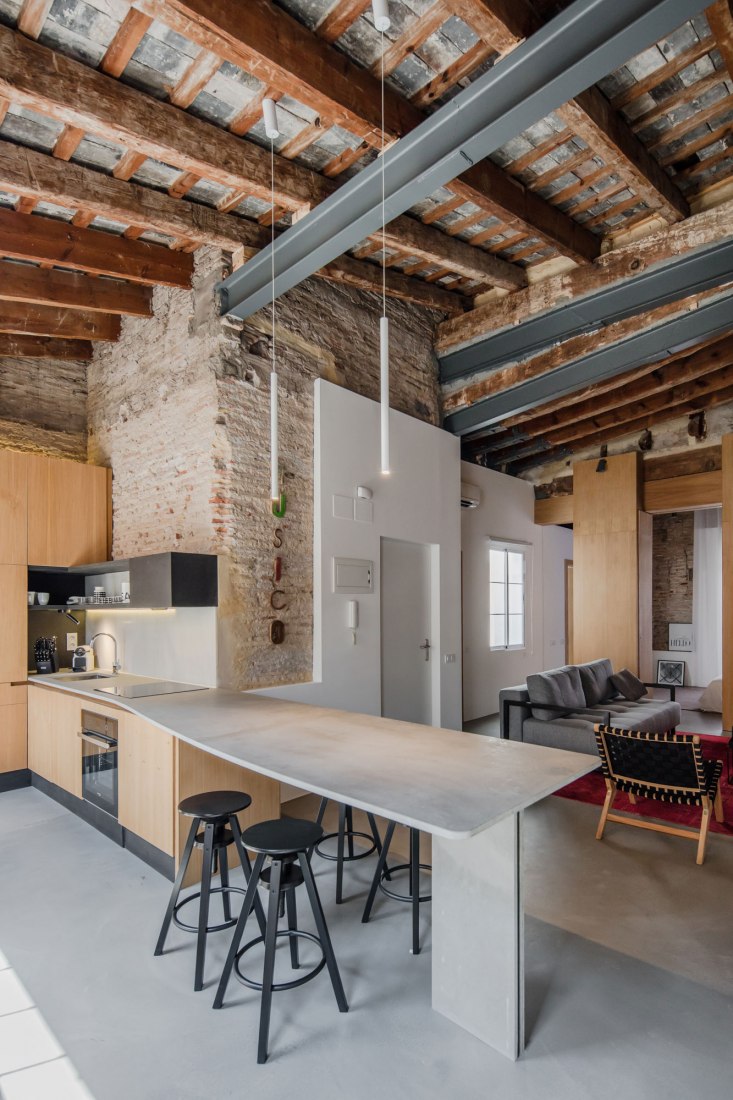 Interior. Apartment Musico Iturbi by Roberto di Donato Architecture. Photograph © Joao Morgado