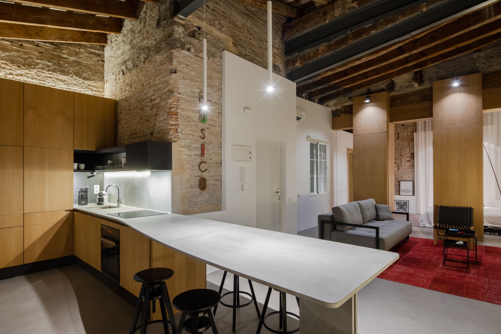 Night view. Apartment Musico Iturbi by Roberto di Donato Architecture. Photograph © Joao Morgado