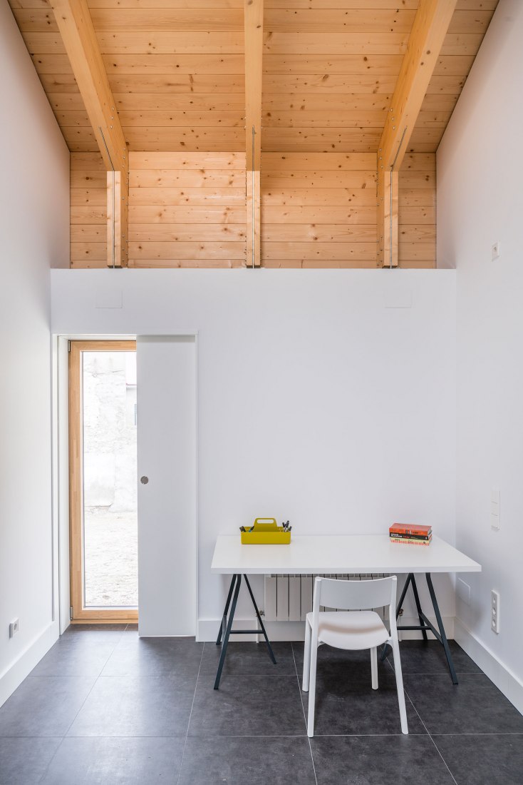 Casa FRU por Roberto Lebrero and Borja Gómez. Fotografía por Miguel de Guzmán, Rocío Romero.