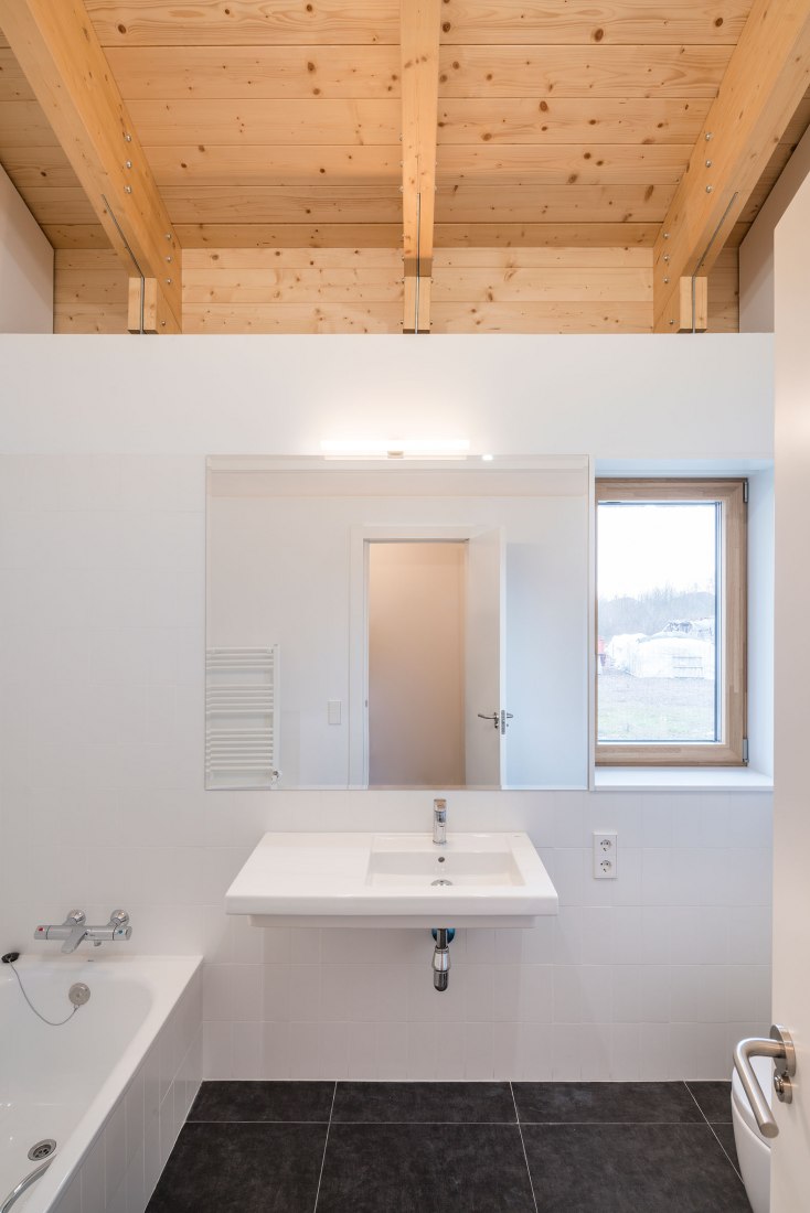 Casa FRU por Roberto Lebrero and Borja Gómez. Fotografía por Miguel de Guzmán, Rocío Romero.
