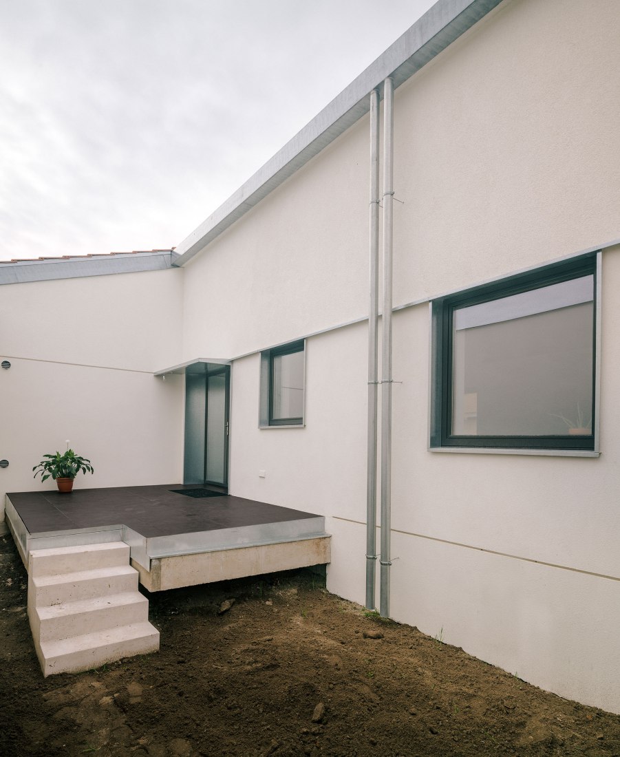 FRU House by Roberto Lebrero and Borja Gómez. Photograph by Miguel de Guzmán, Rocío Romero.