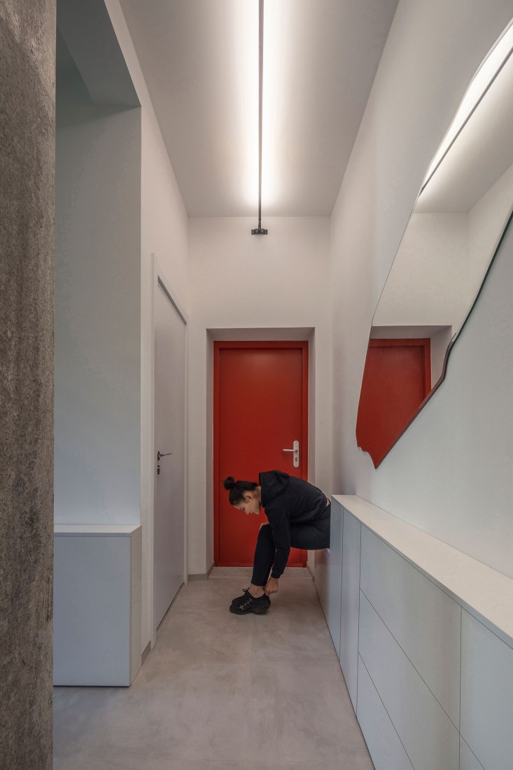 Apartamento de posguerra T101 por ROOI Design and Research. Fotografía por Weiqi Jin.