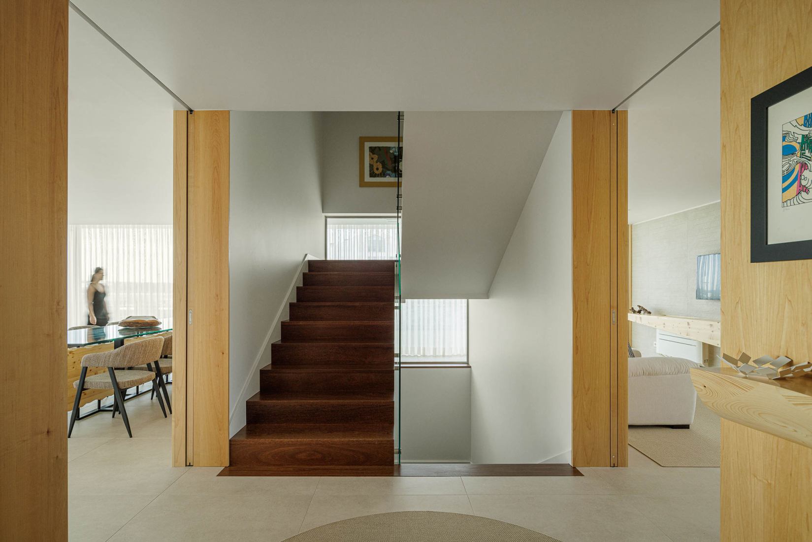 Casa JD2 por Rui Rosmaninho. Fotografía por Ivo Tavares Studio.