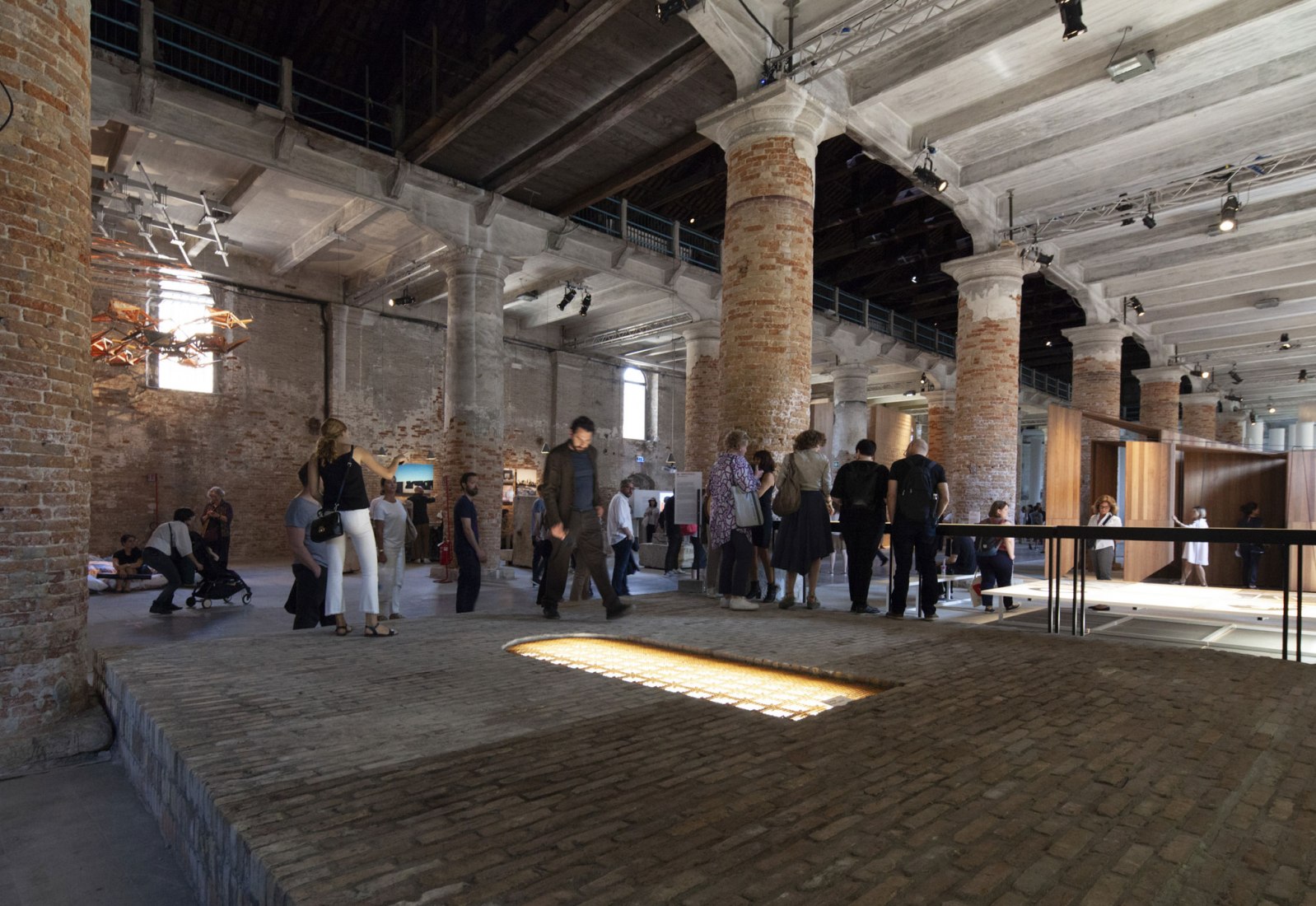 Vista interior. STAND GROUND: El manifiesto sobre cómo crear lugares. Cortesía por Rozana Montiel Estudio Arquitectura