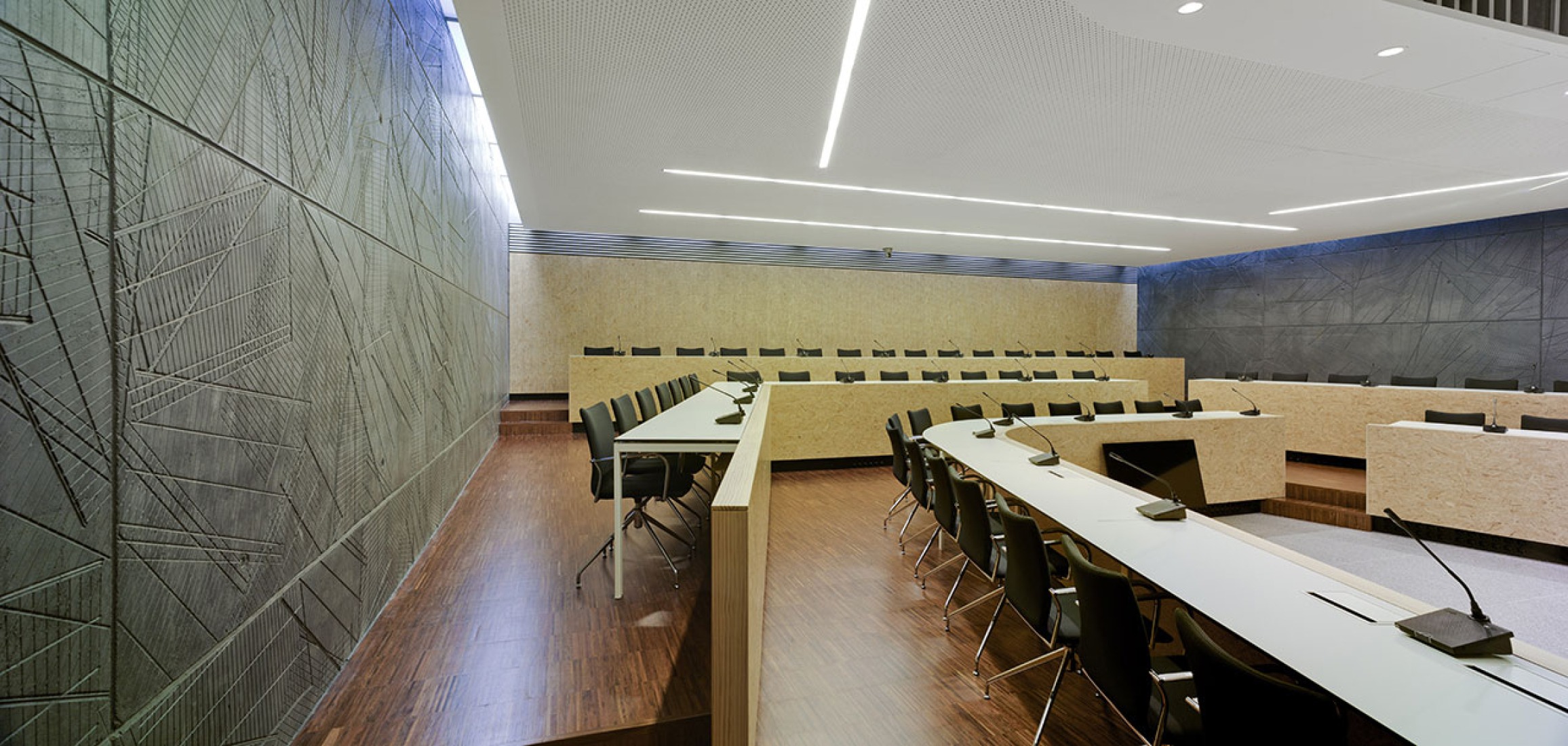 Classroom. IT offices + classroom building by Rstudio arquitectura. Photography © David Frutos.