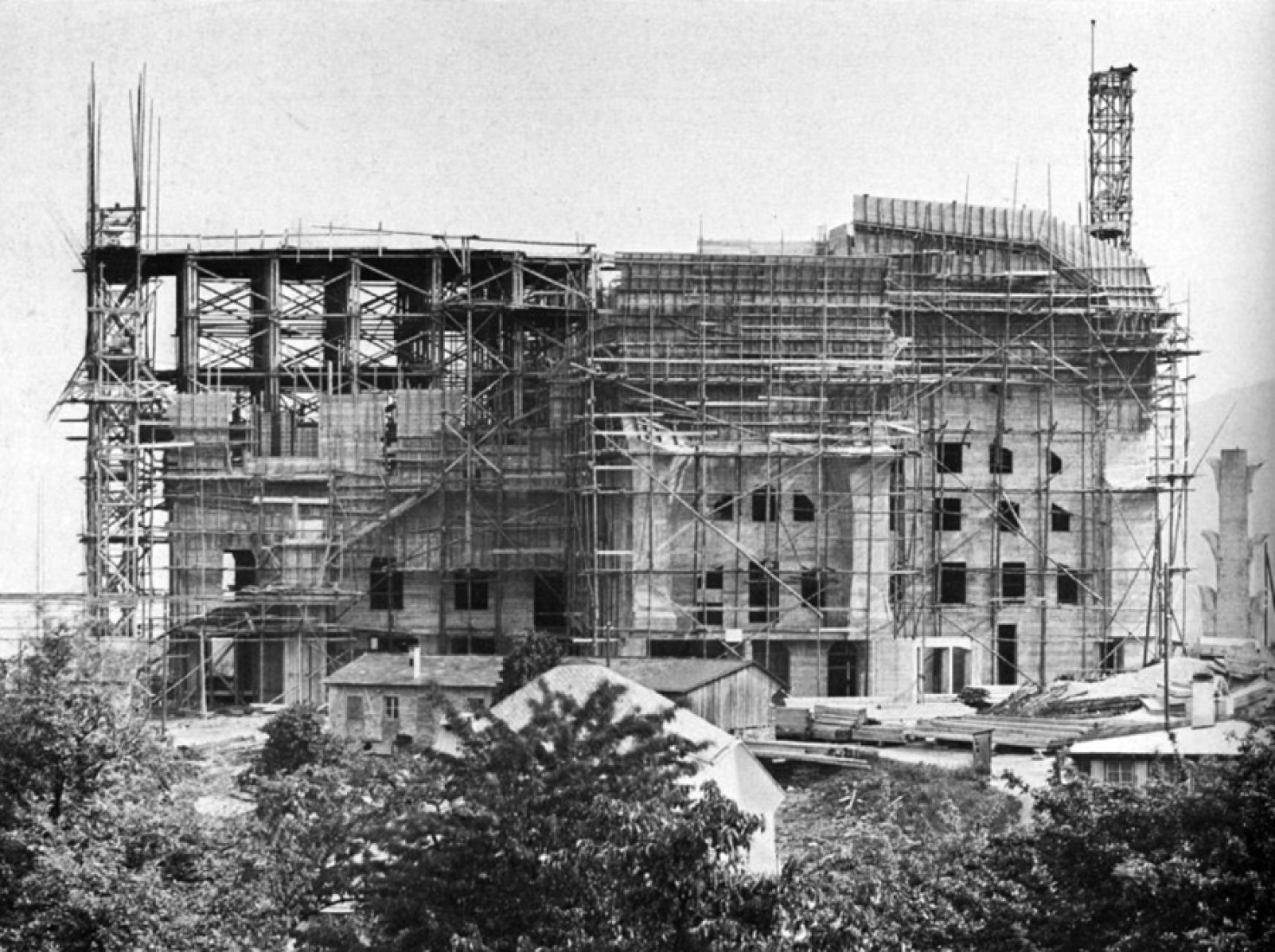 Project works. At the edge of expressionism, Rudolf Steiner II. Photography © Wikipedia.