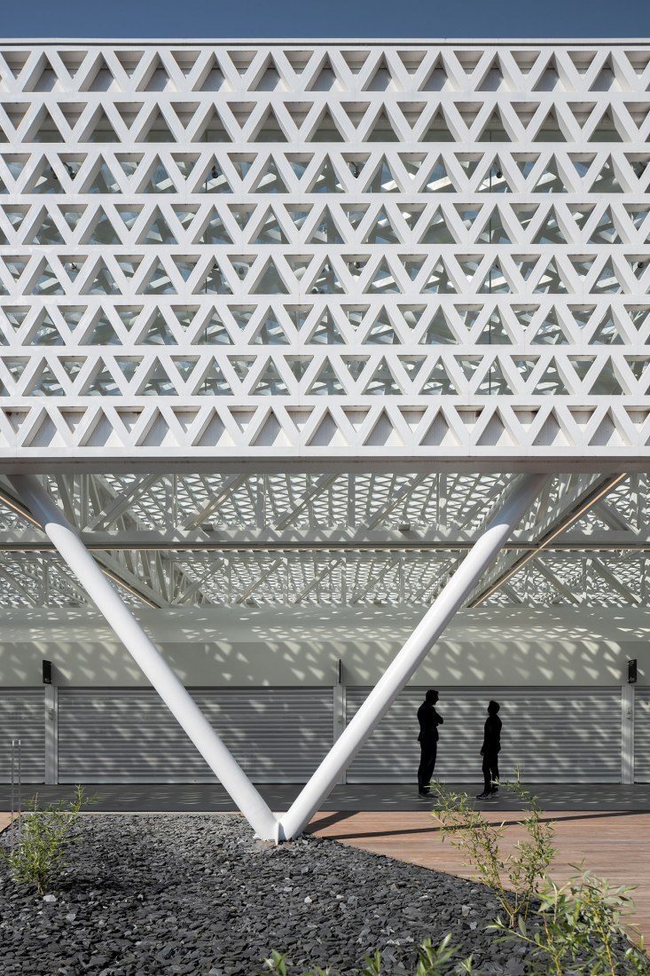 Rehabilitation of the Municipal Market of Vila Nova de Famalicão by Rui Mendes Ribeiro. Photograph by Ivo Tavares Studio.