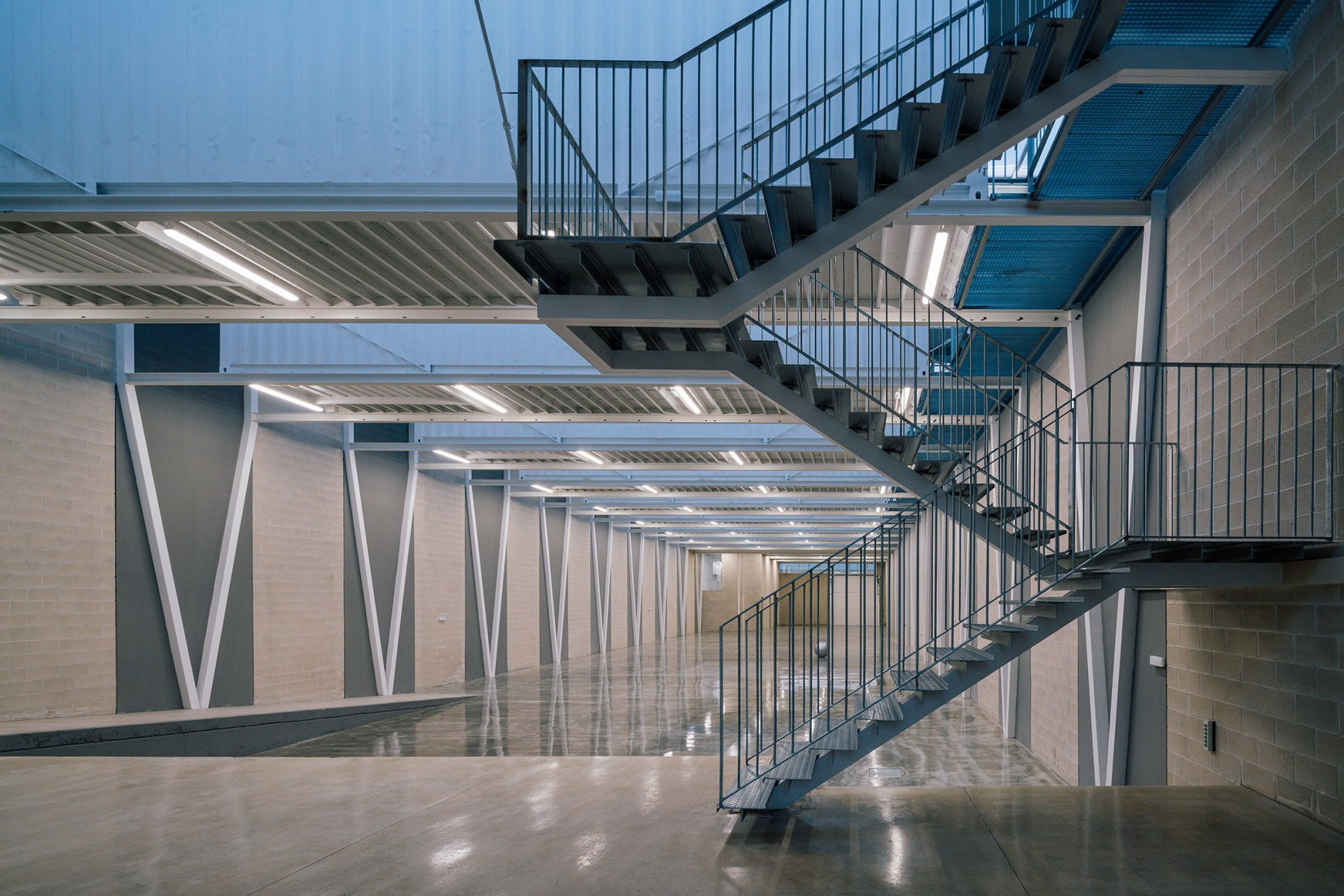 Amaya Sport Headquarters por Ruiz Esquiroz. Fotografía por Imagen Subliminal