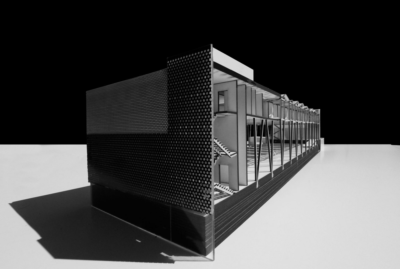 Industrial boxes for an atonal architectural symphony. Amaya Sport ...