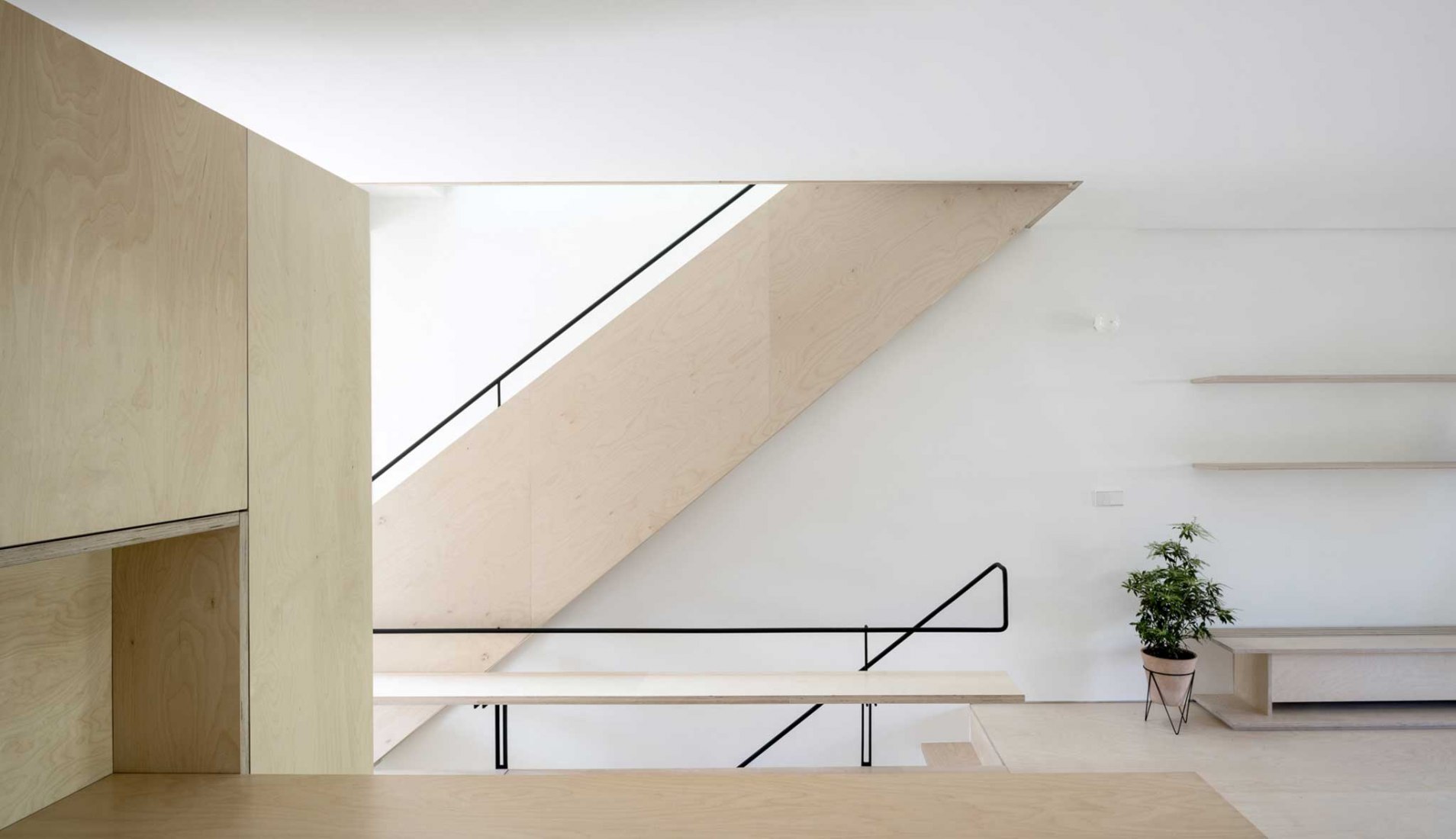 AZ404 House renovation by Ruiz Pardo - Nebreda. Photograph by Jesús Granada