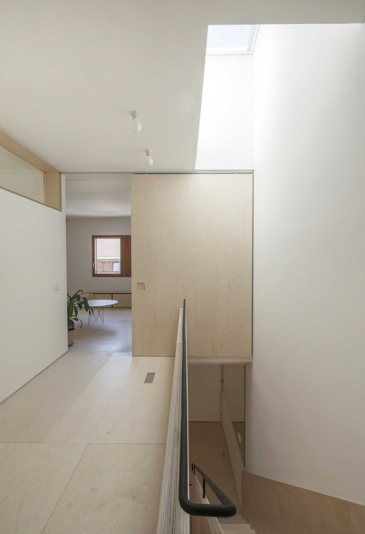 AZ404 House renovation by Ruiz Pardo - Nebreda. Photograph by Jesús Granada