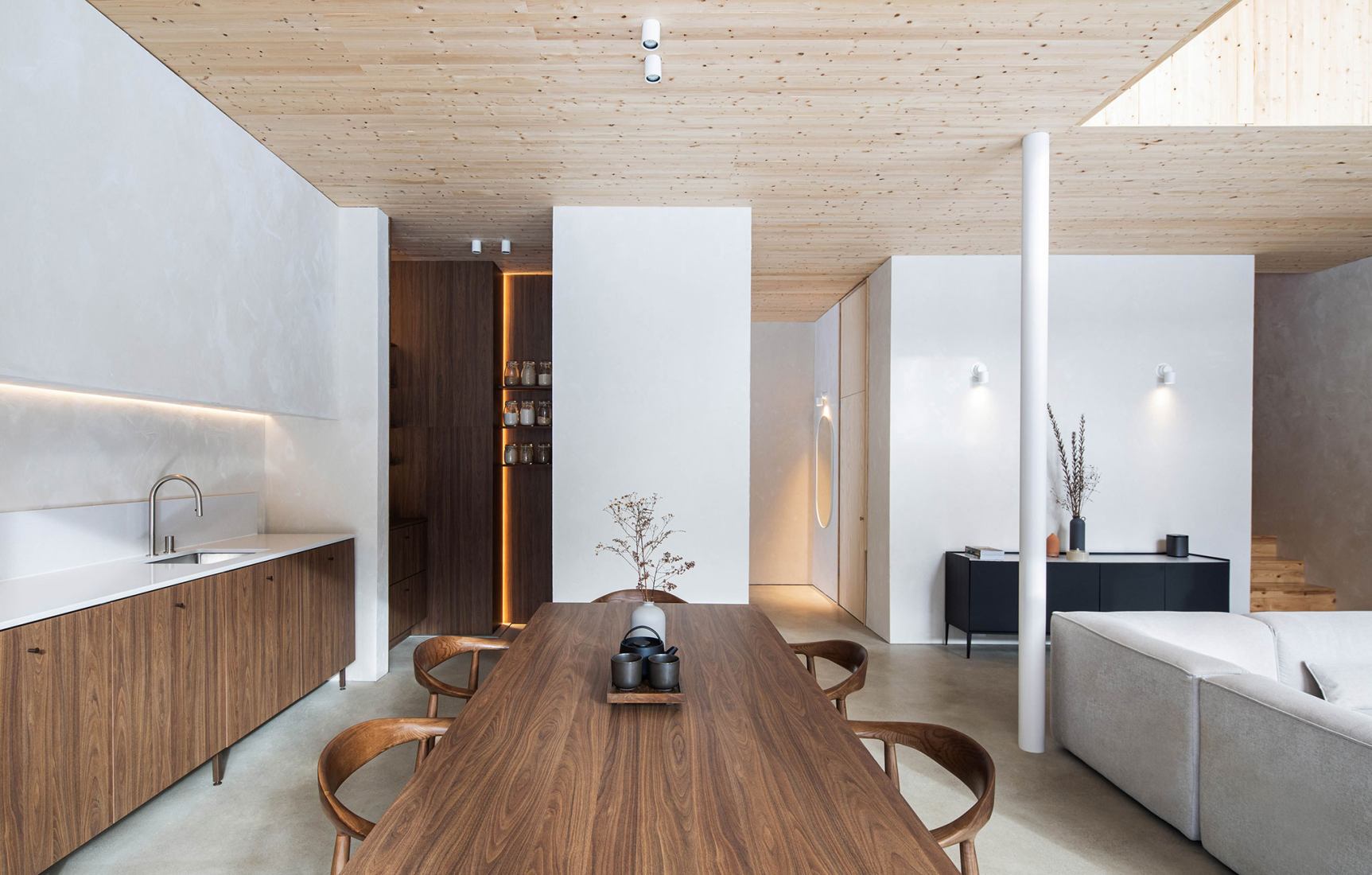 Rustic Grade by Maurice Martel. Photograph by Adrien Williams