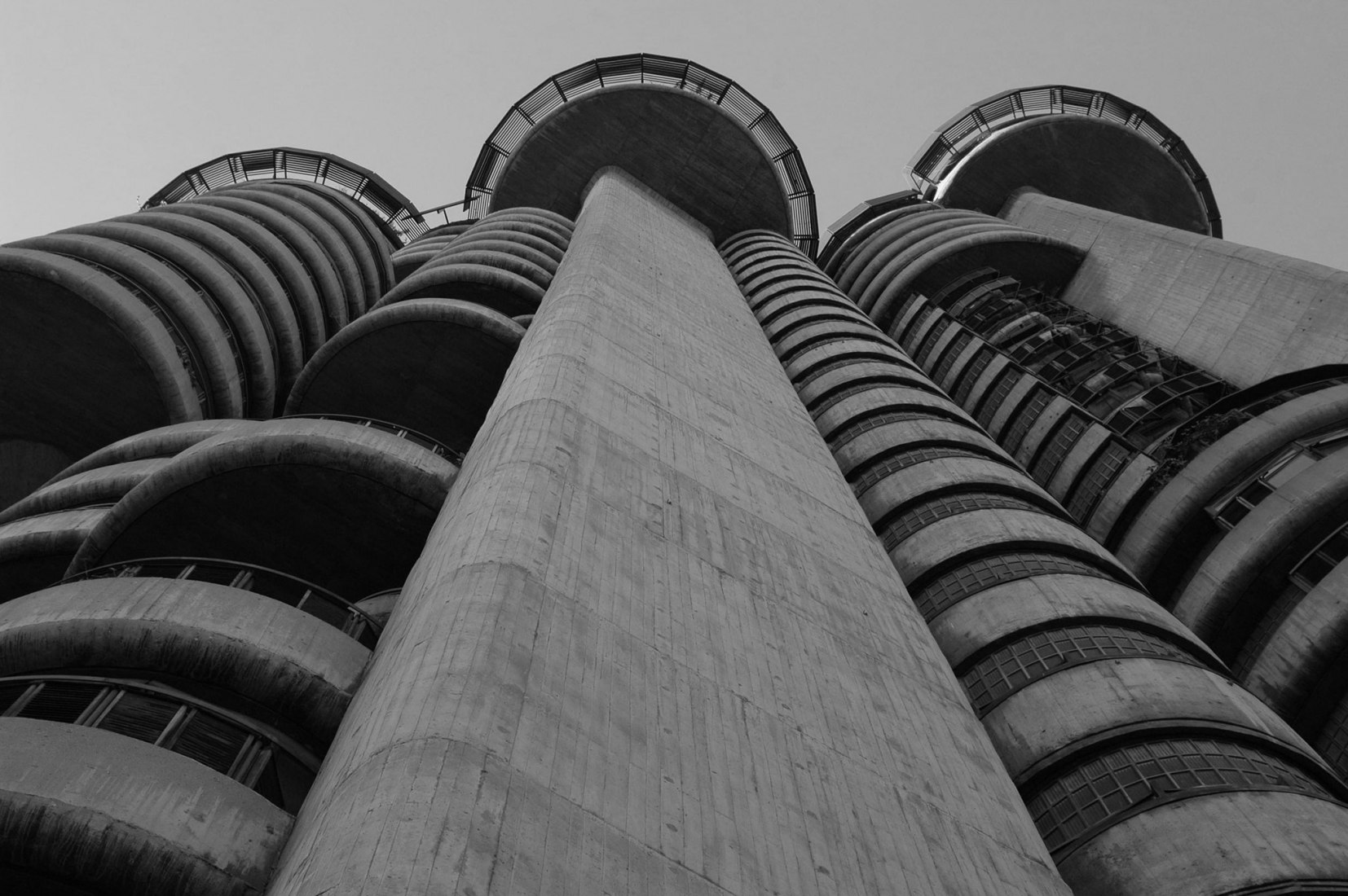 Torres Blancas of Saénz de Oíza, one of the most emblematic buildings ...