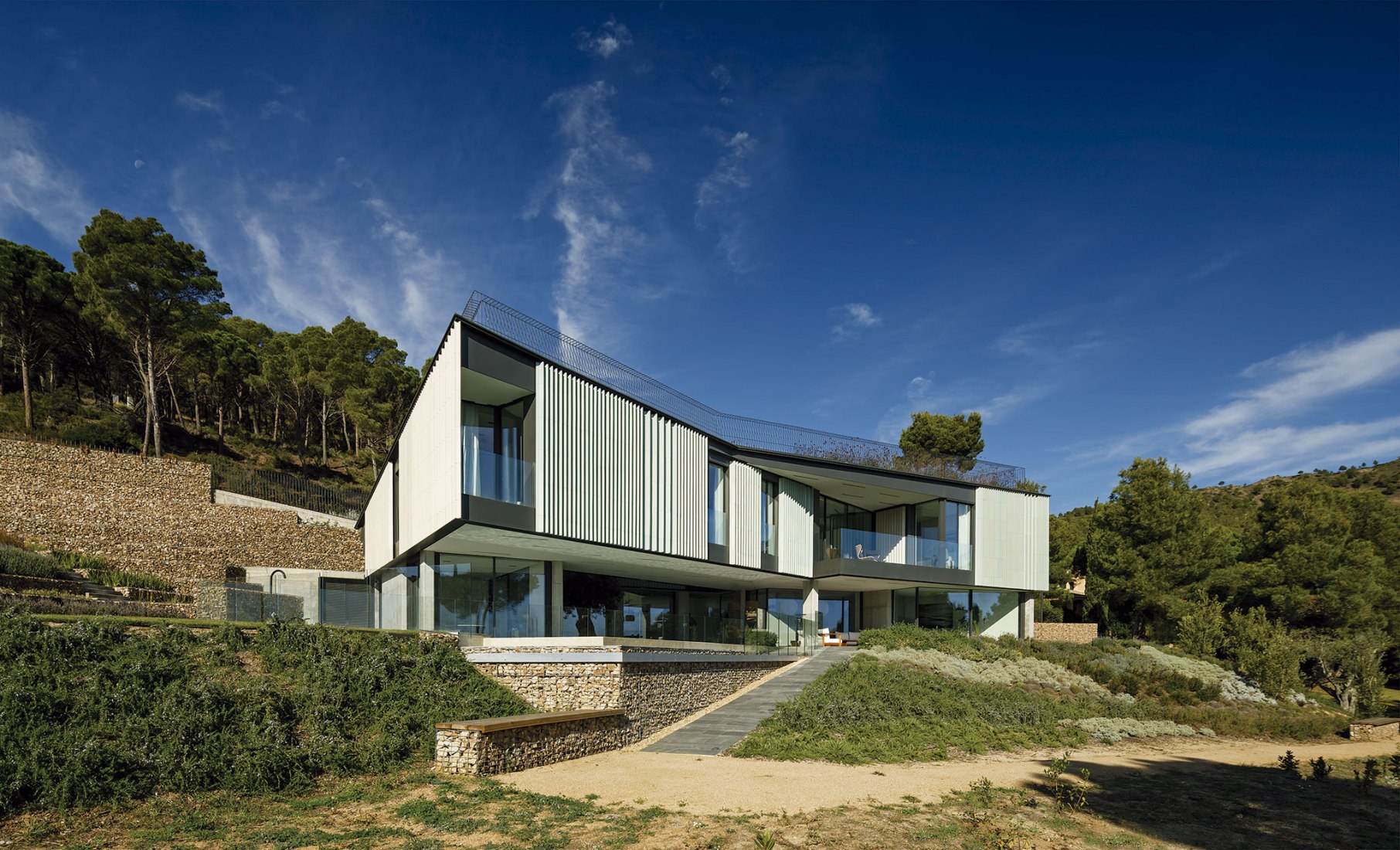 Happy House por SALA FERUSIC Architects. Fotografía por Marcela Grassi