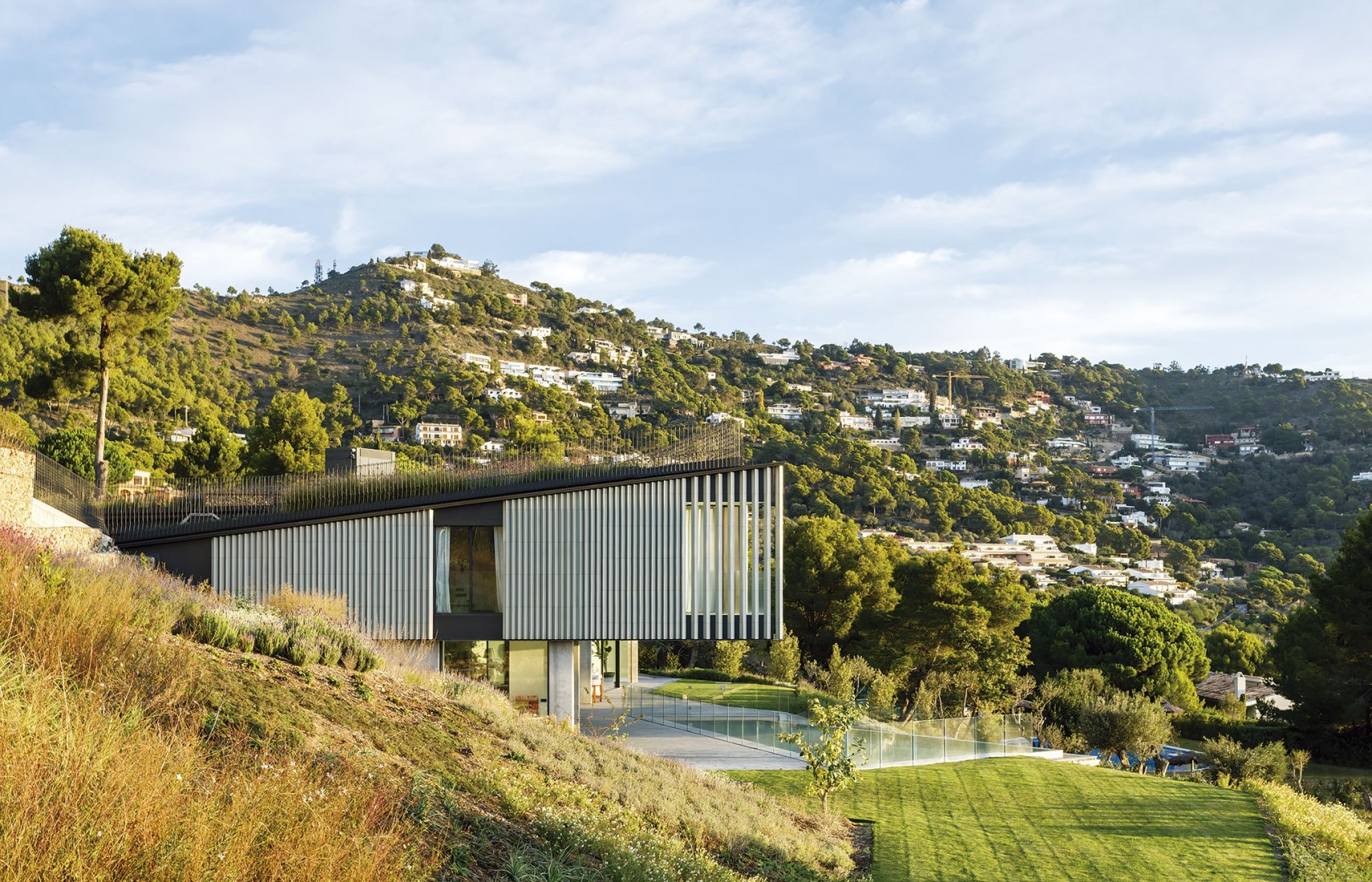 Happy House por SALA FERUSIC Architects. Fotografía por Marcela Grassi