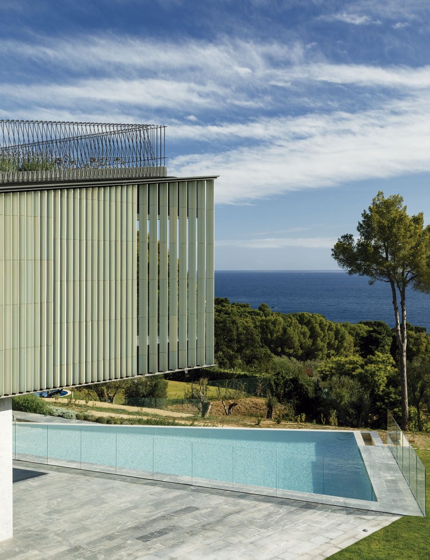 Happy House Begur by SALA FERUSIC Architects. Photograph by Marcela Grassi.